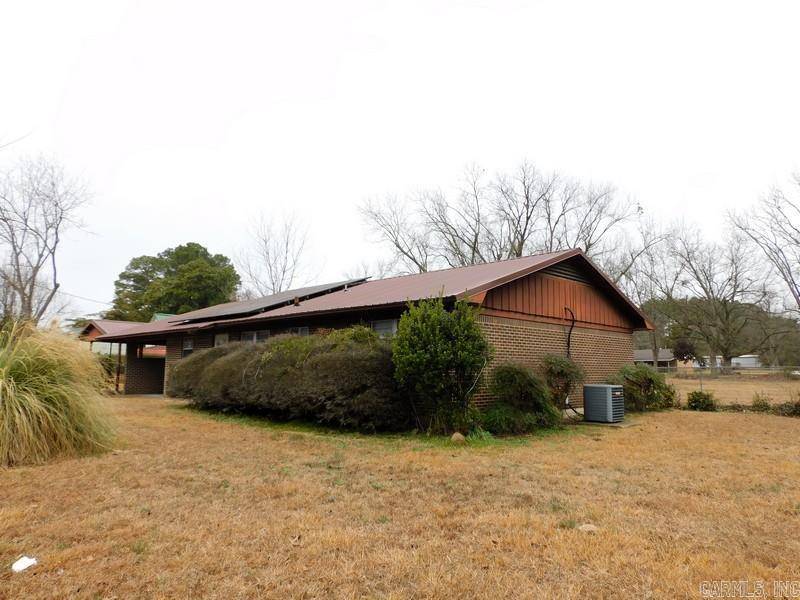 Mineral Sprs., AR 71913,404 W COLLINS Street