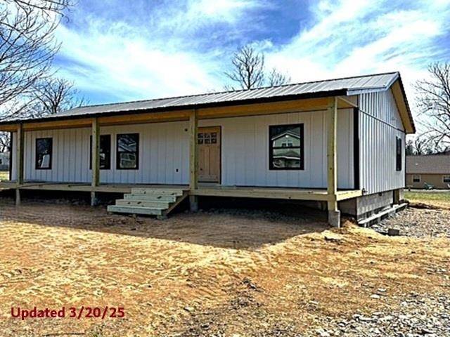 Mountain View, AR 72560,605 Frances Cove