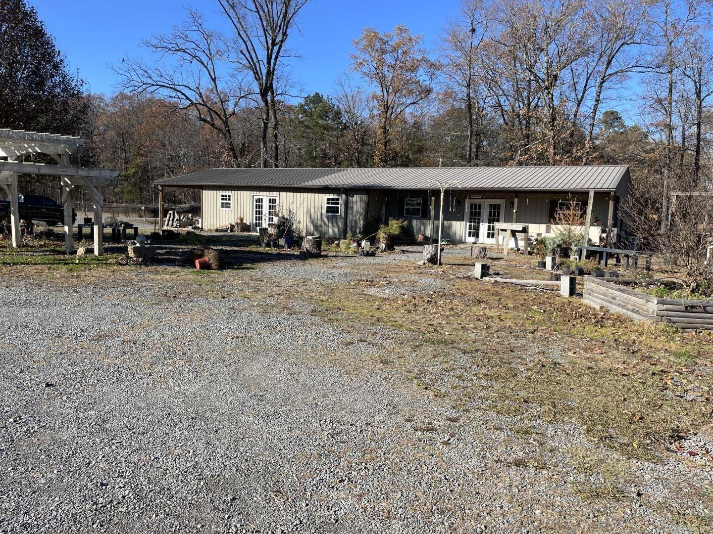 Greers Ferry, AR 72067,8201 Edgemont RD
