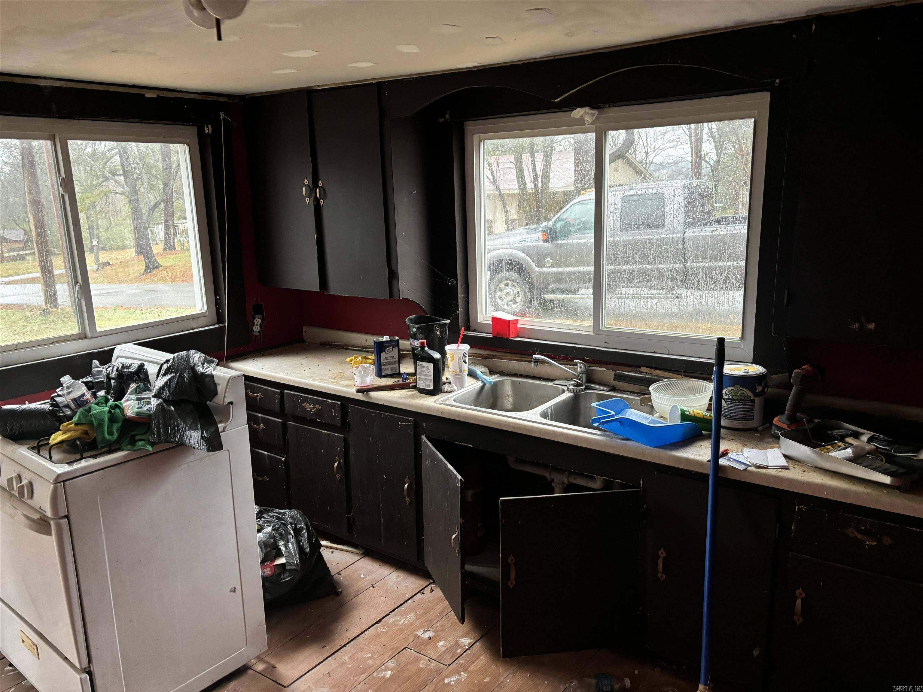 Searcy, AR 72143,1205 W Academy