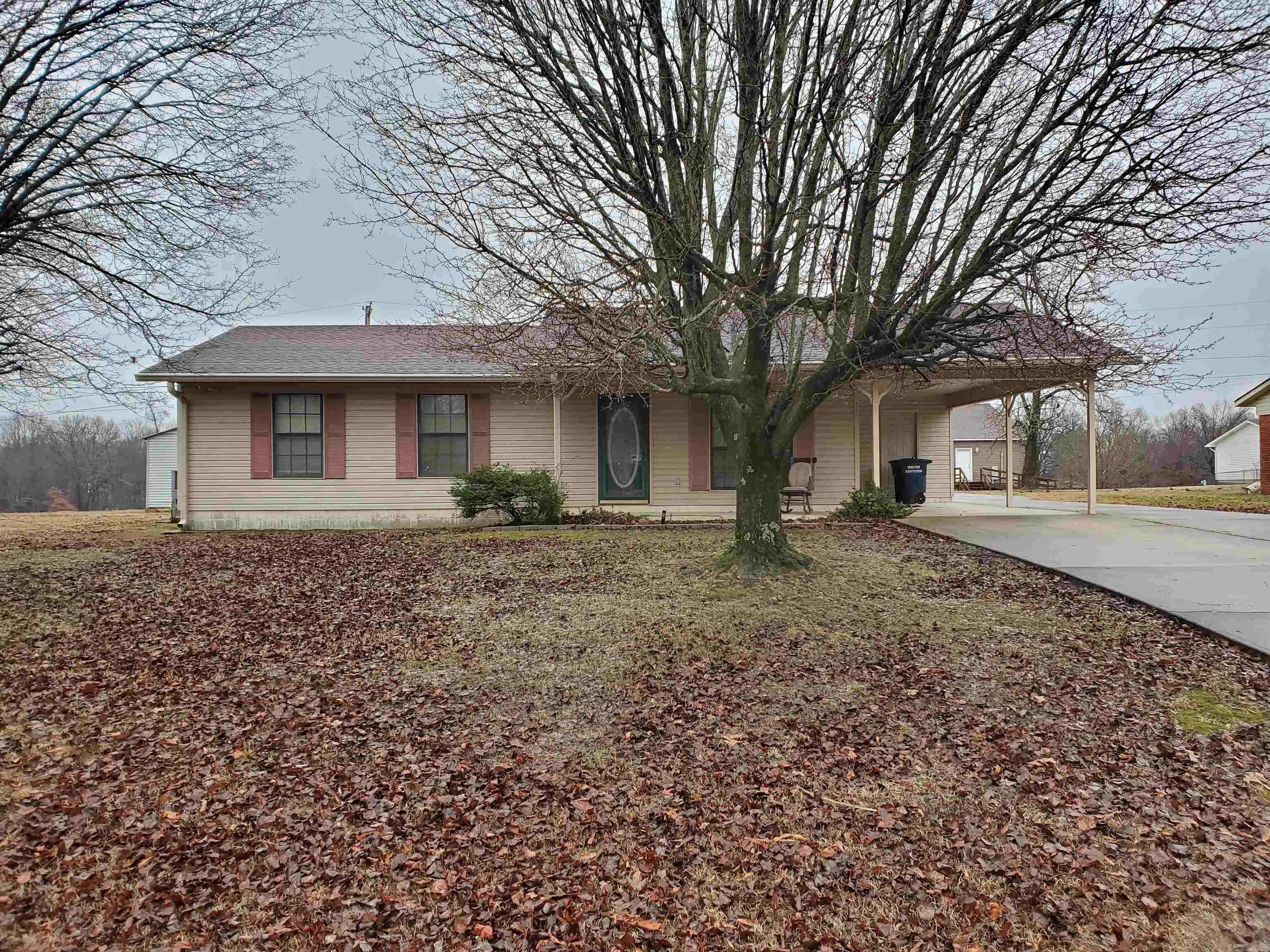 Piggott, AR 72454,435 Ann Avenue