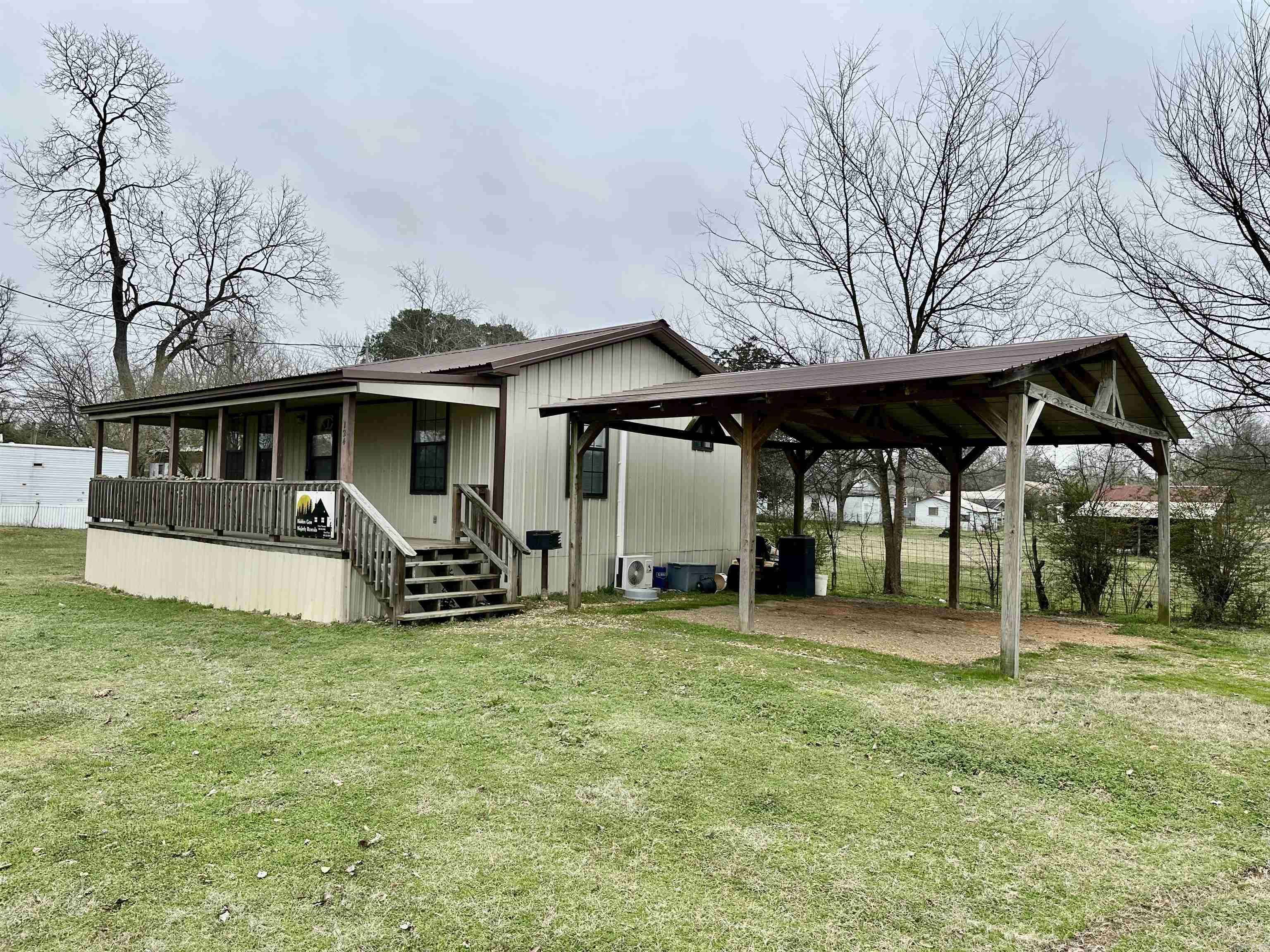 Murfreesboro, AR 71958,124 E 9Th St Street