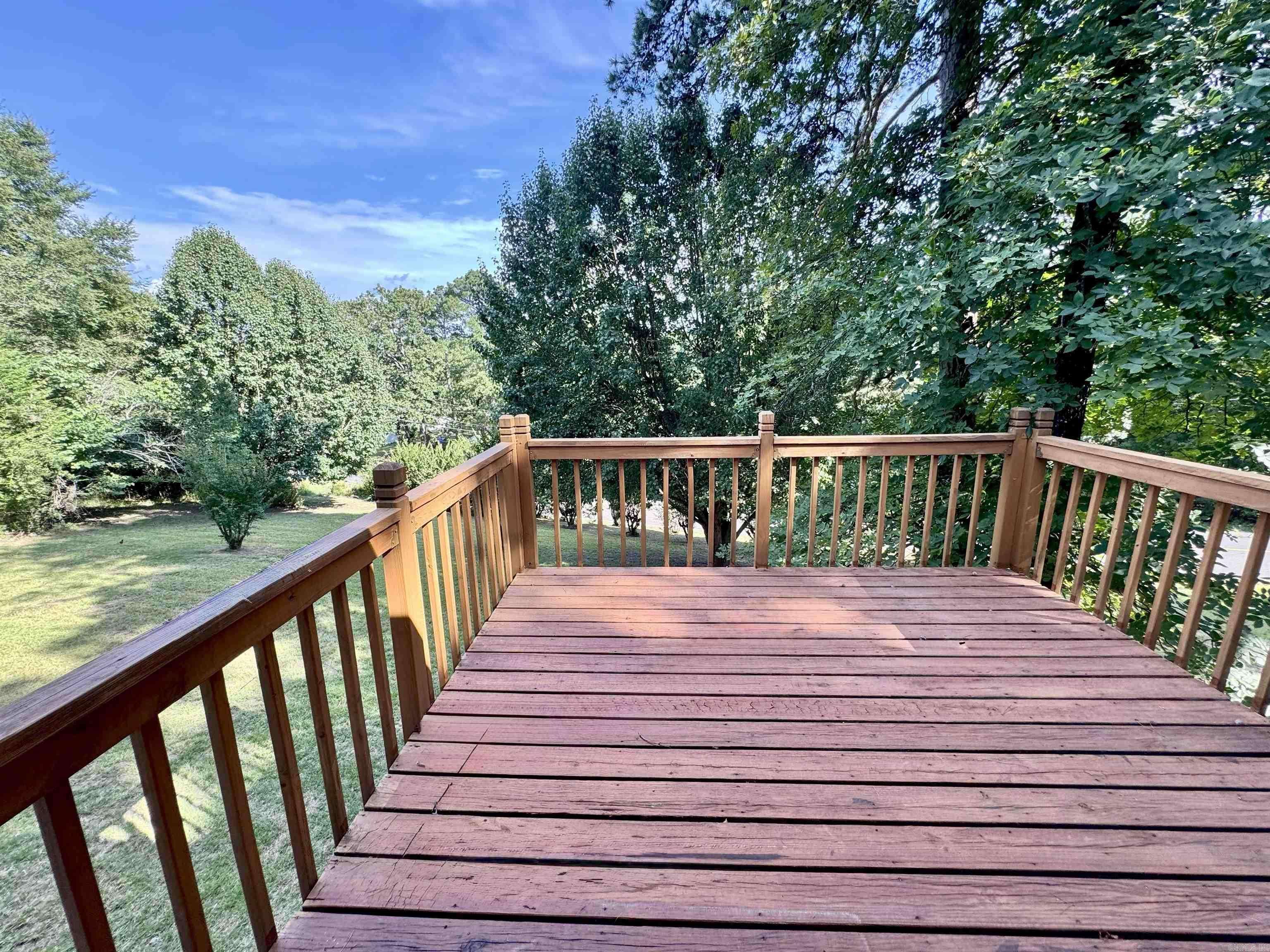 Hot Springs, AR 71913,959 Twin Points Rd