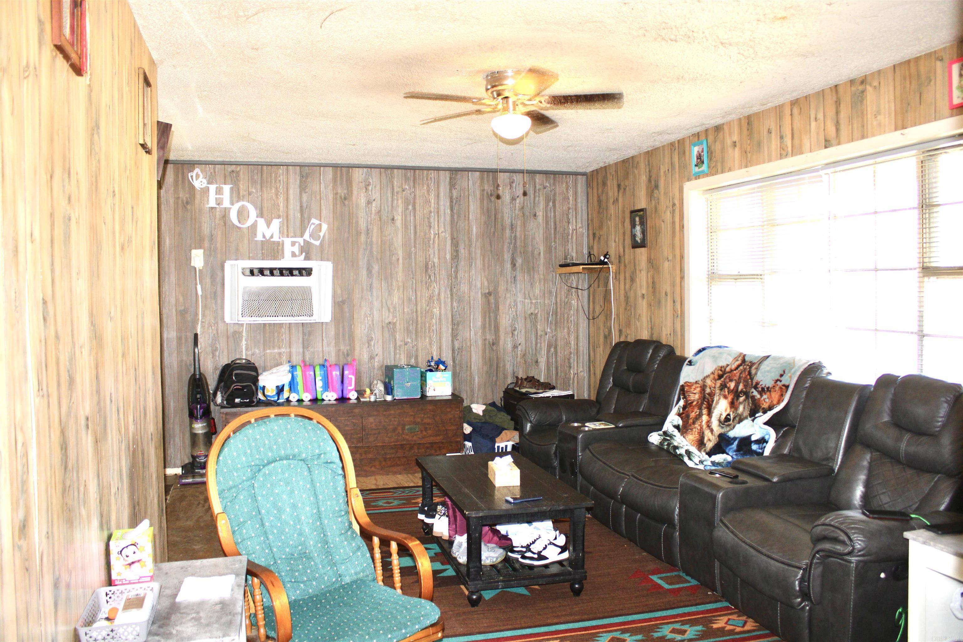 Paragould, AR 72450,700 E Court Street