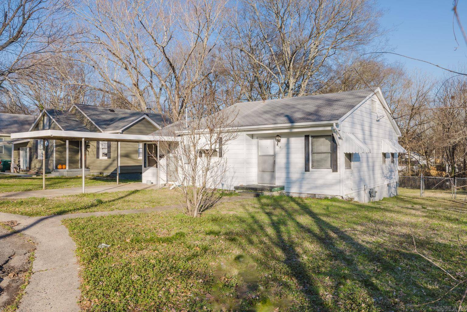 Benton, AR 72015,810 Burton Street
