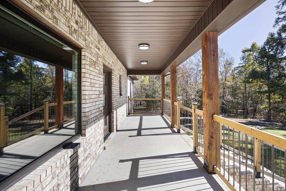 Russellville, AR 72802,70 Lake Ridge Dr