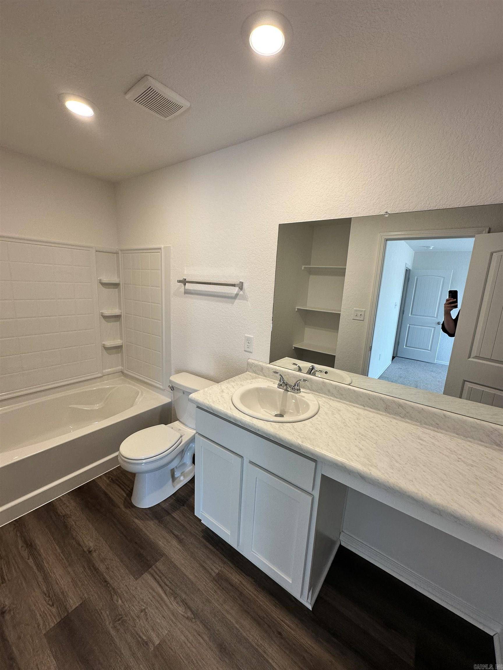 Vilonia, AR 72173,15 Hearthstone Trail