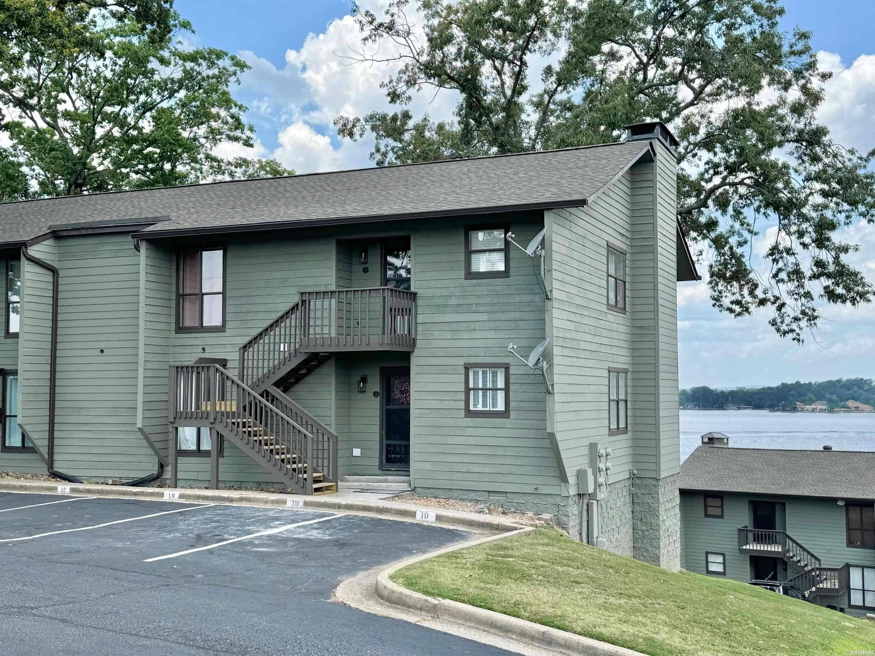 Hot Springs, AR 71913,120 Catalina Circle1-B