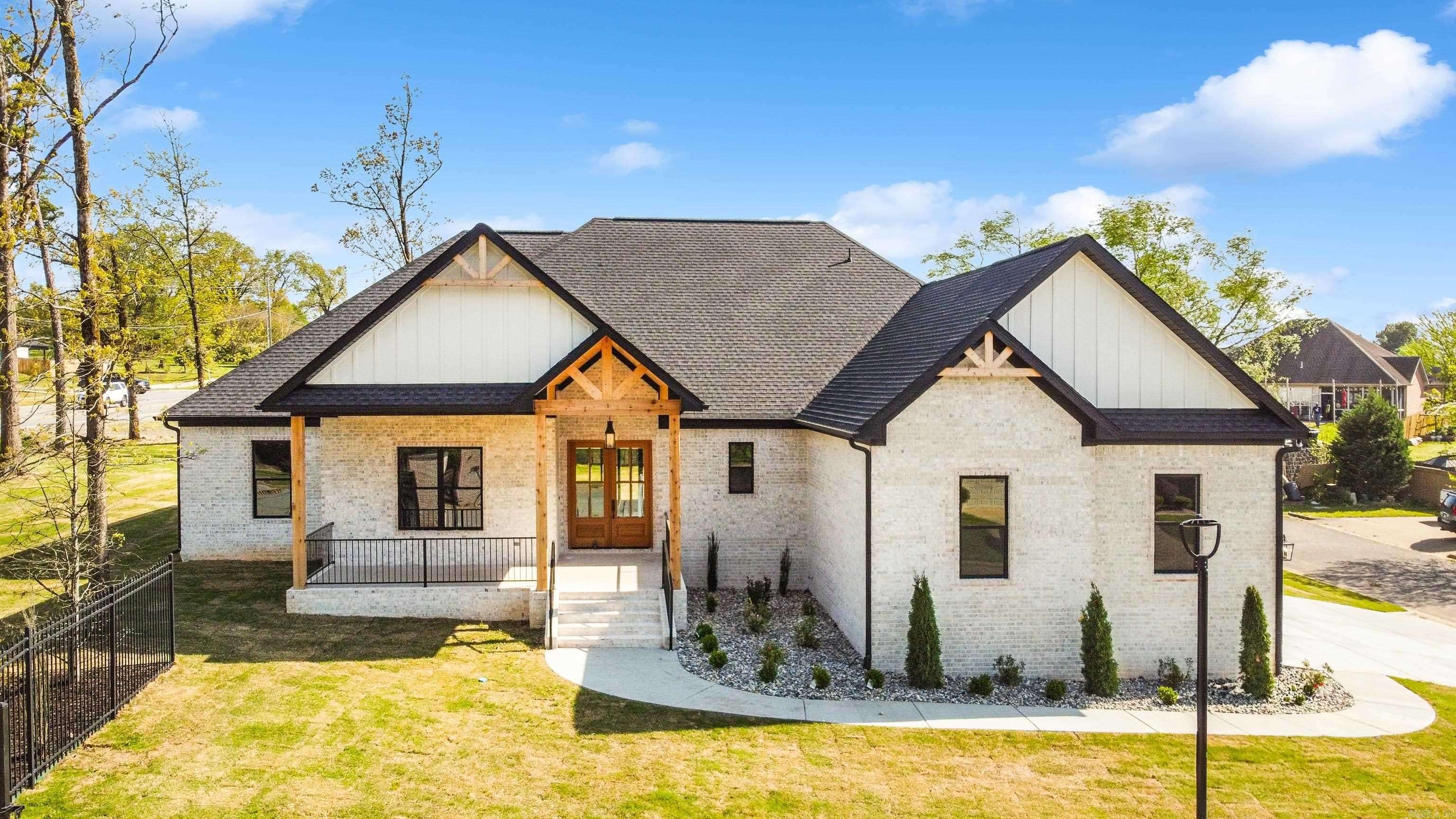 Benton, AR 72015,5603 Lexington Avenue