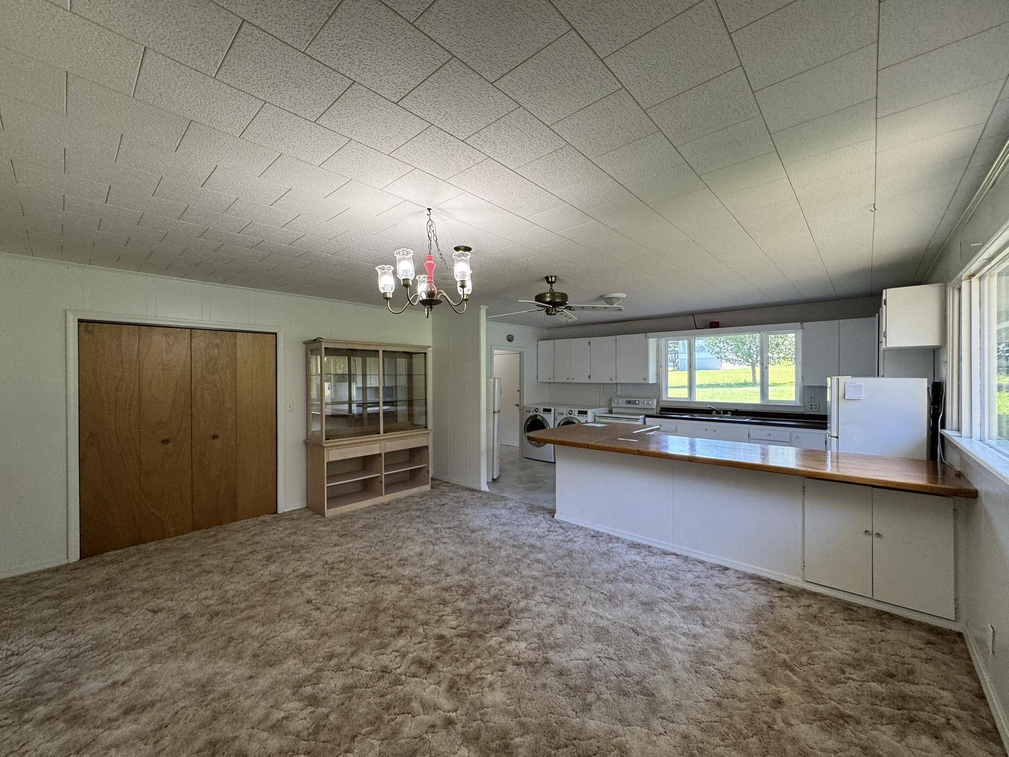Elizabeth, AR 72531,5262 Hand Cove Road