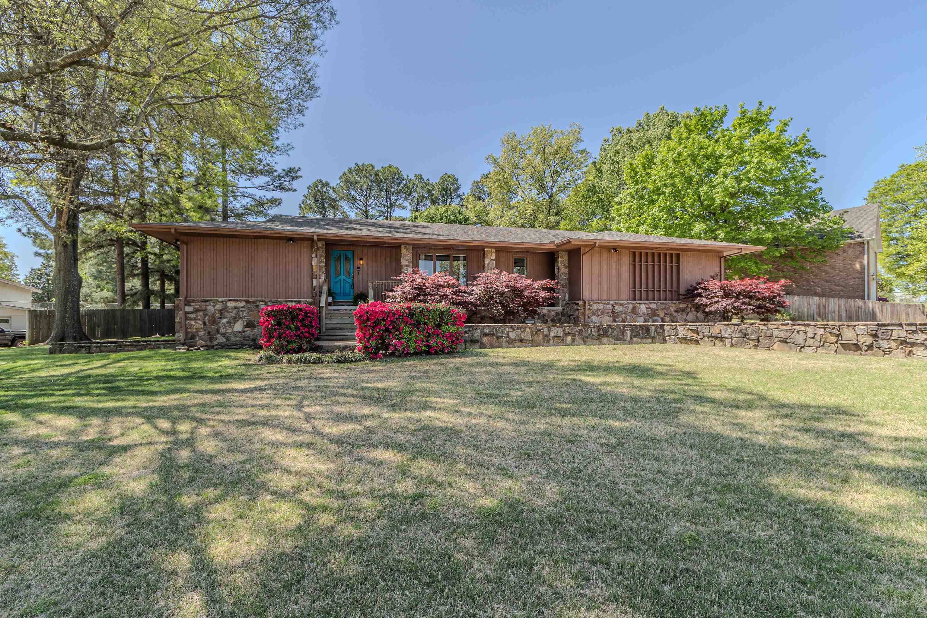 Paragould, AR 72450,1600 Clover Circle