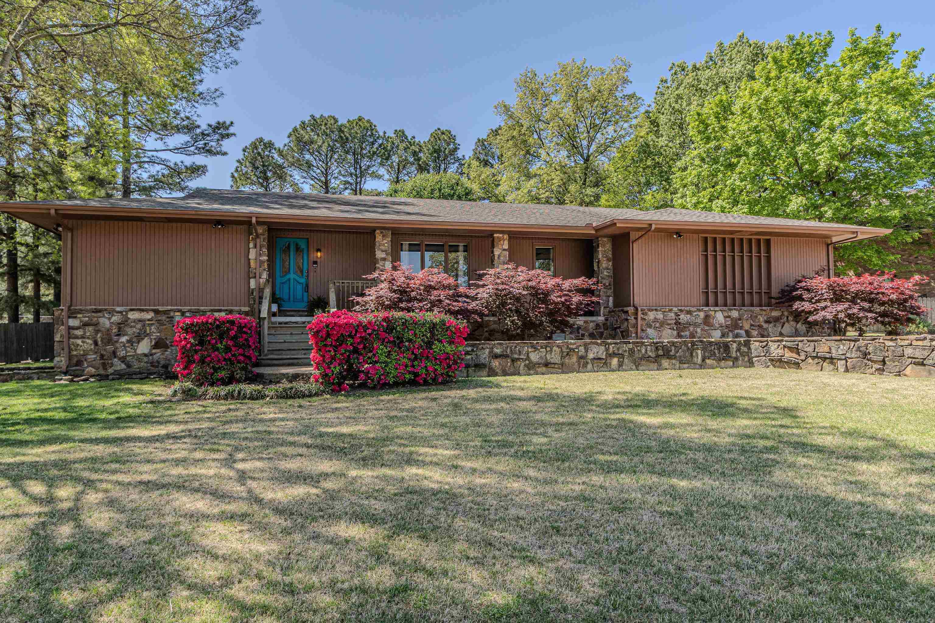 Paragould, AR 72450,1600 Clover Circle