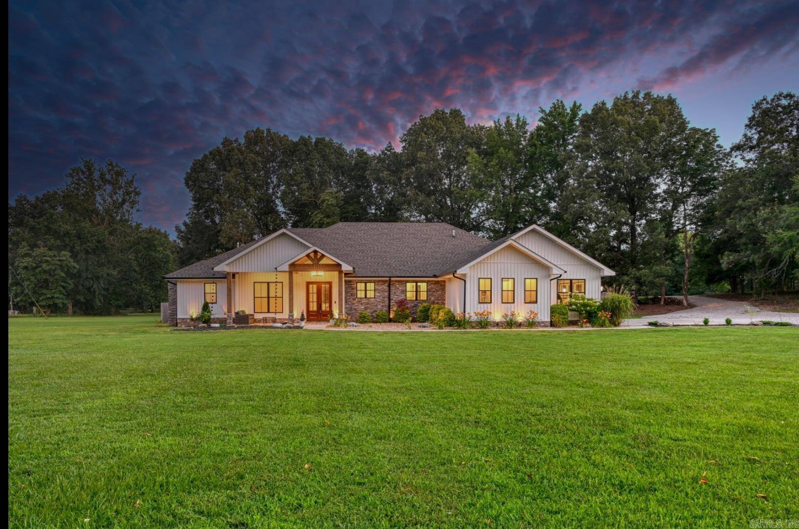 Brookland, AR 72417,1949 County Road 761