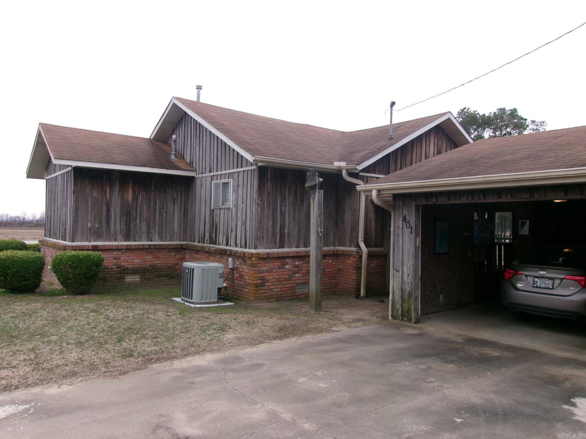Leachville, AR 72438,Address not disclosed