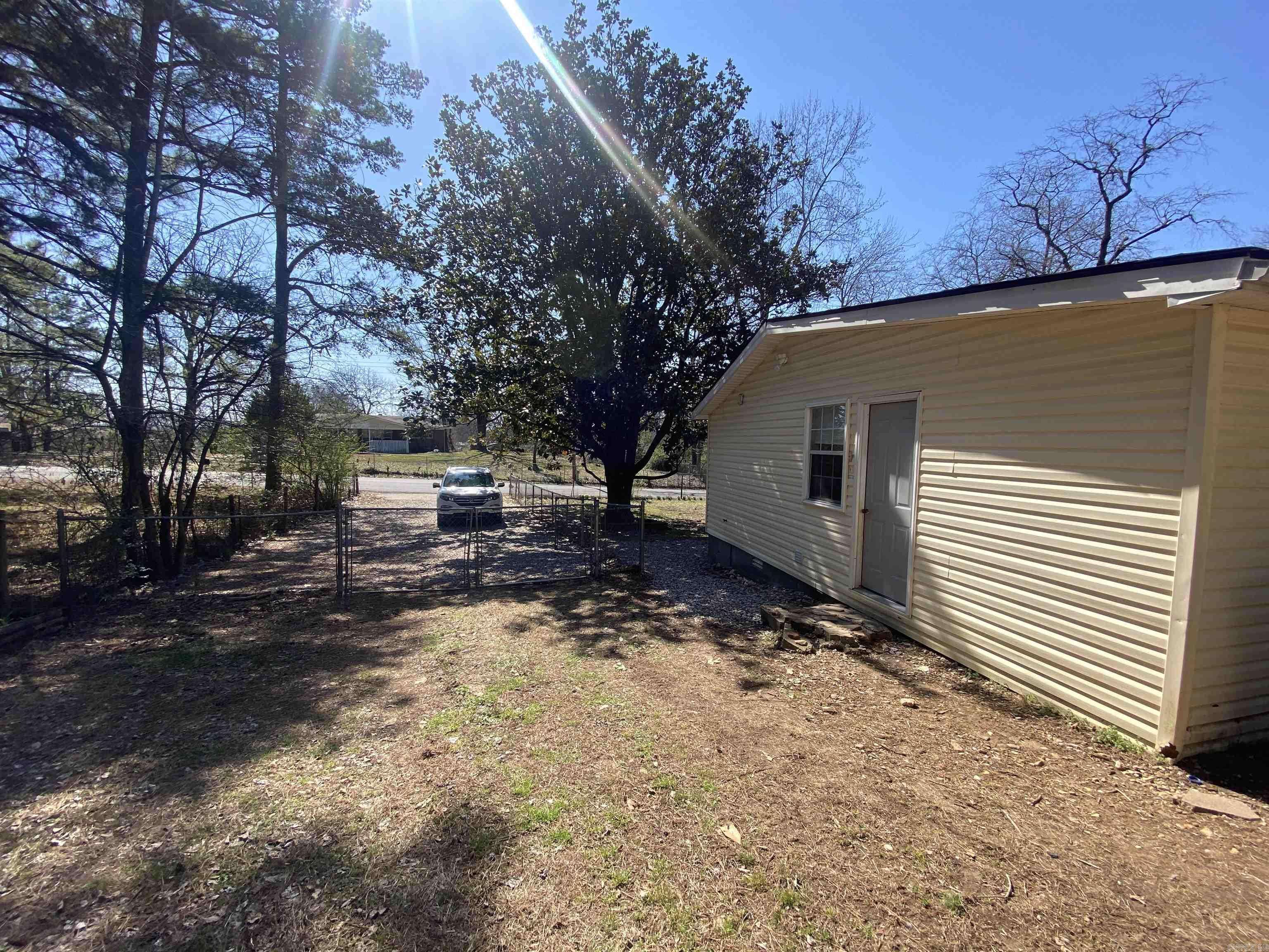 Hot Springs, AR 71913,Address not disclosed