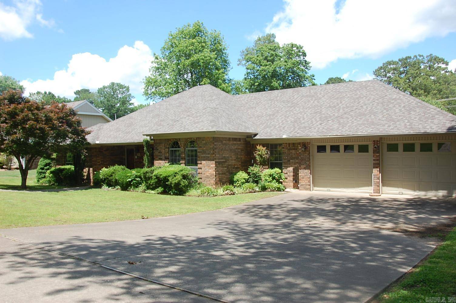 Benton, AR 72019,2006 N FOX TRAIL