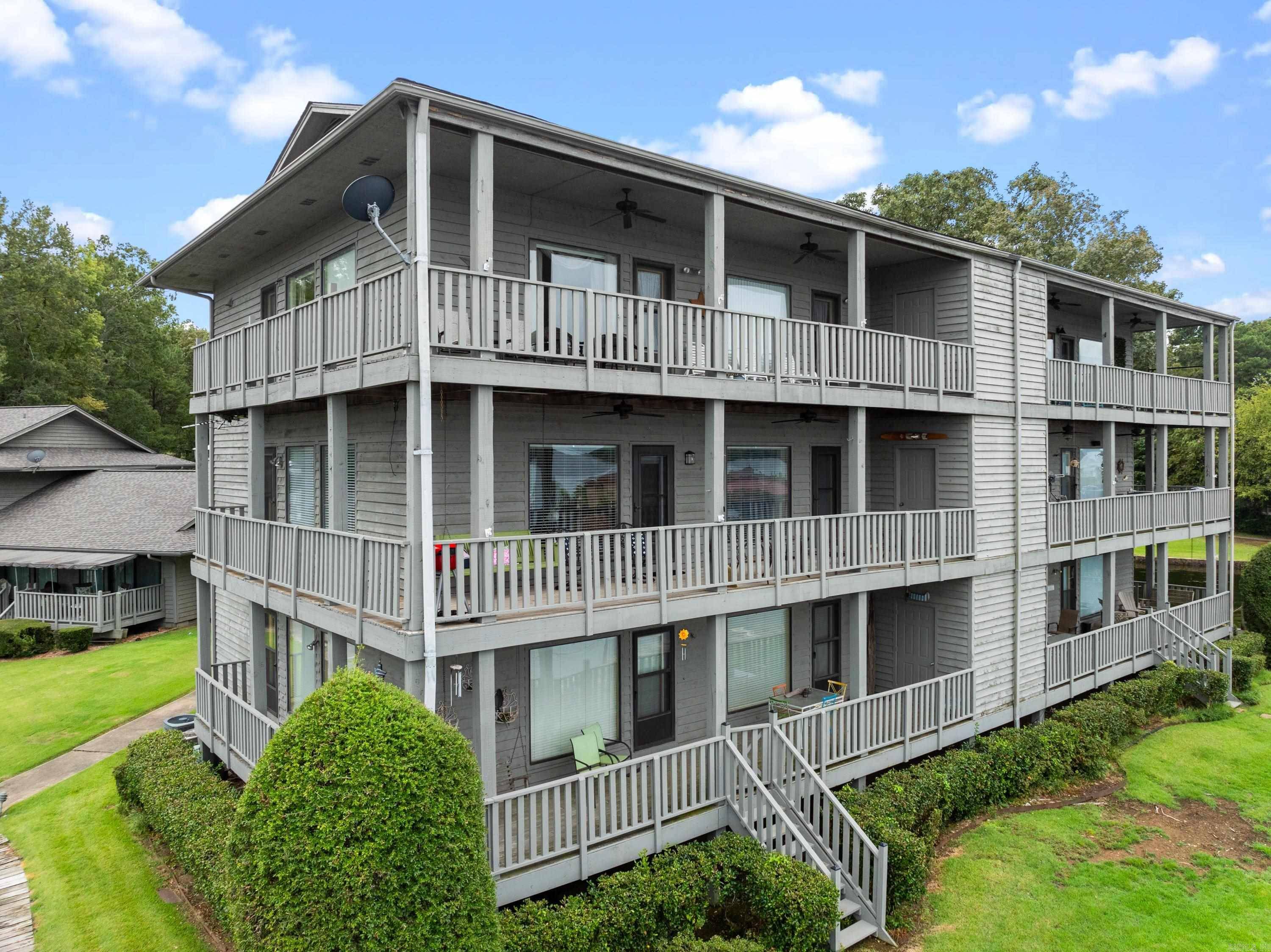 Hot Springs, AR 71913,400 Farr Shores Drive13C