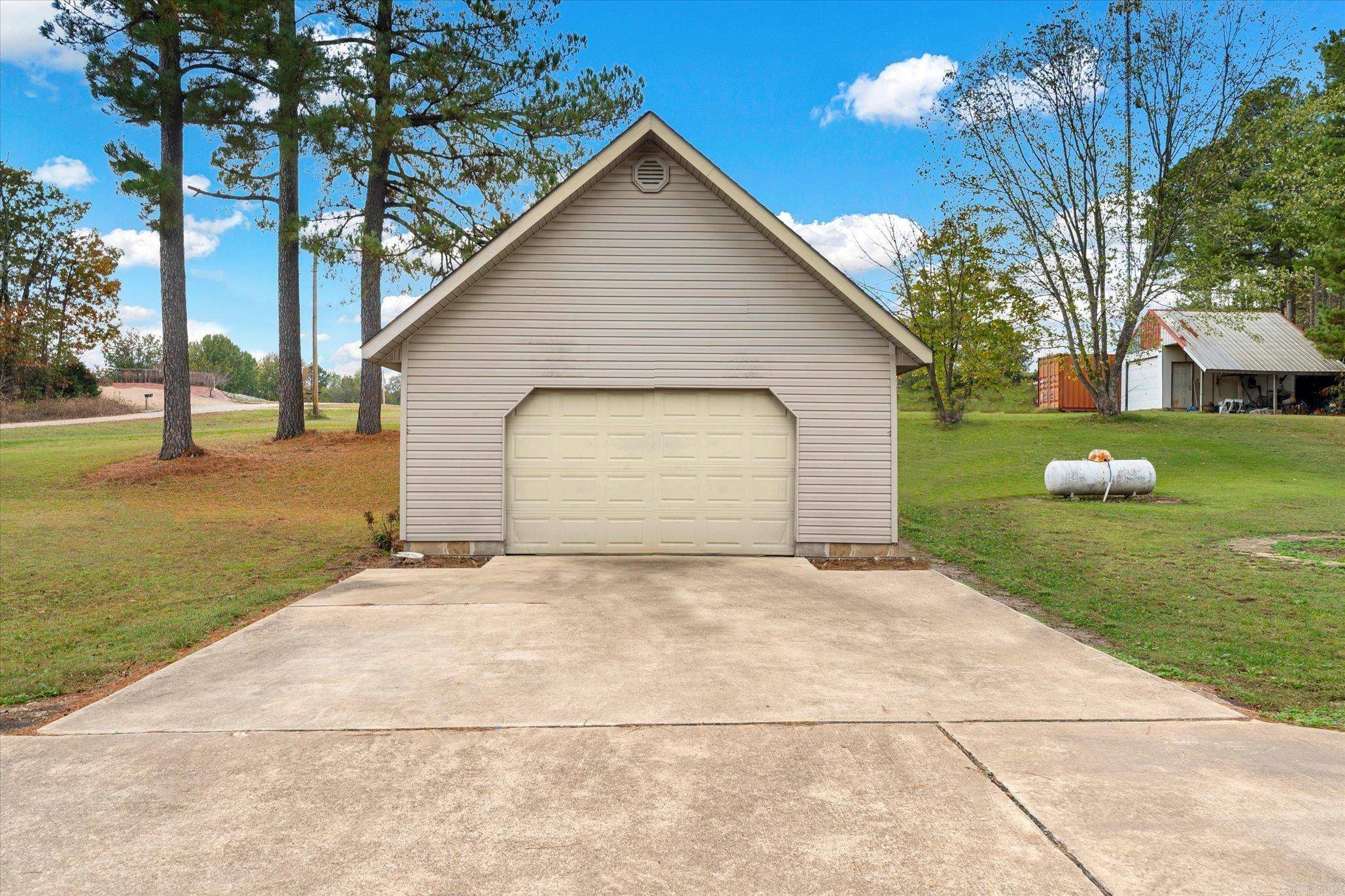 Paragould, AR 72450-7407,54 Greene 636 Rd.