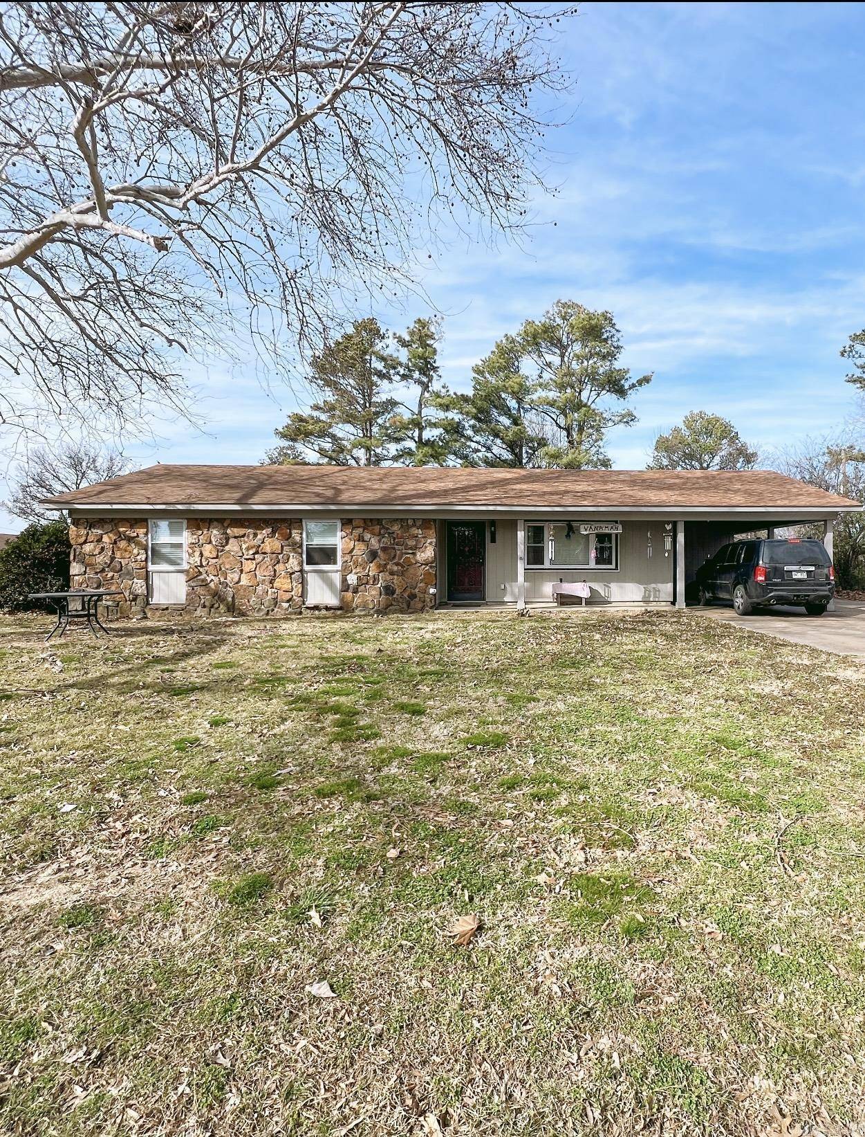 Wynne, AR 72396,210 Evelyn