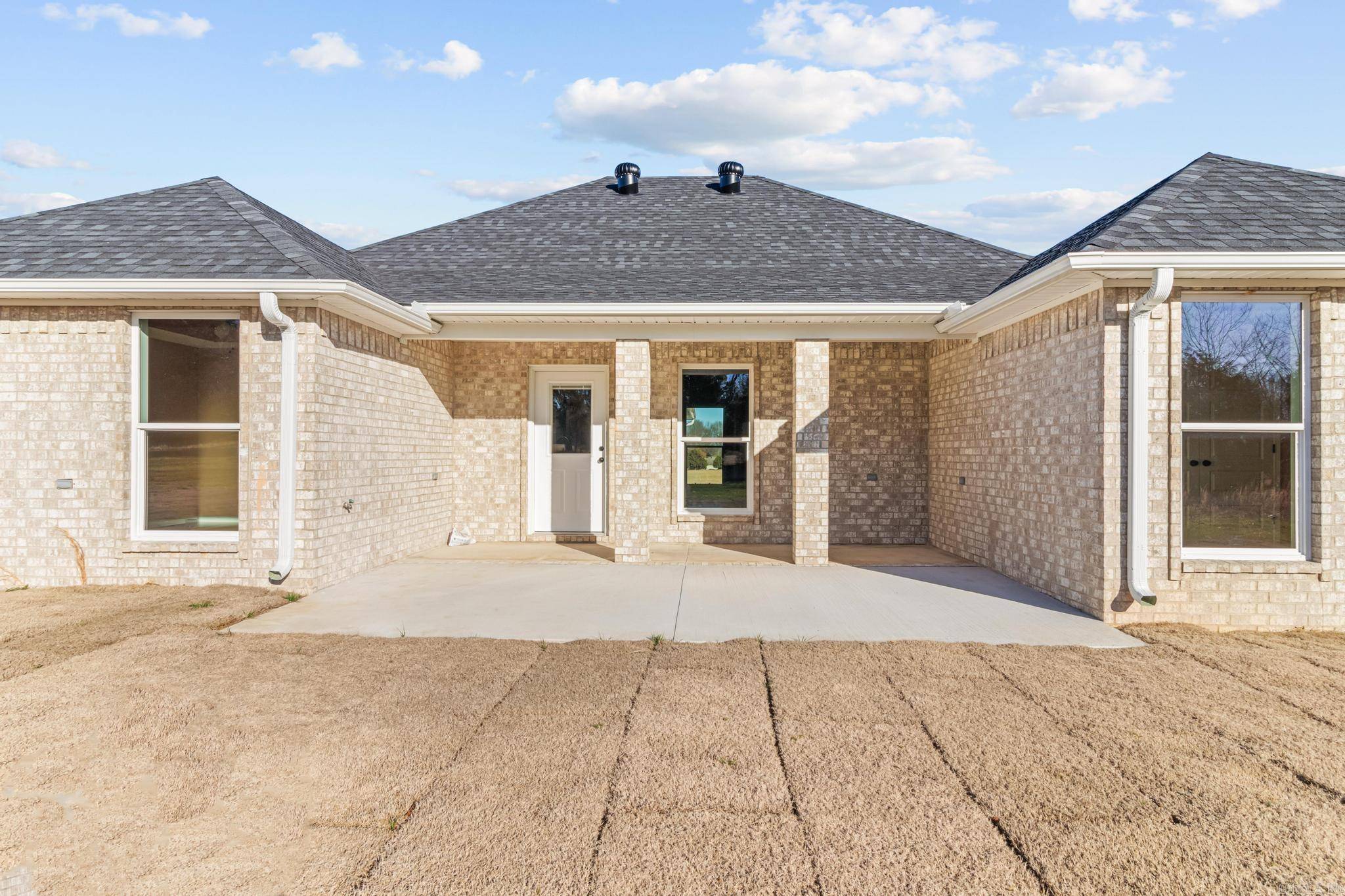 Paragould, AR 72450,137 Raymond Drive