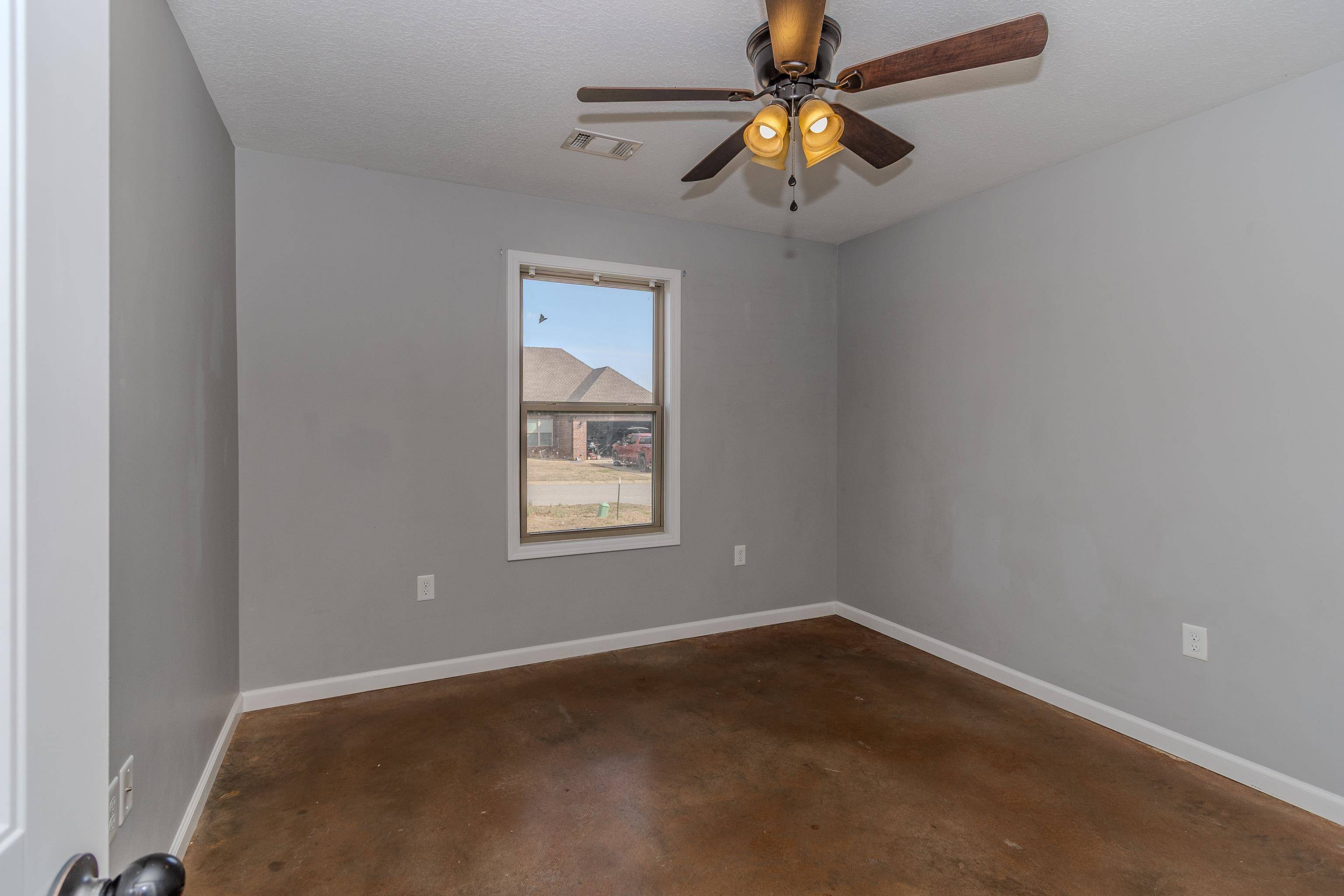 Paragould, AR 72450,1108 AVA Lane