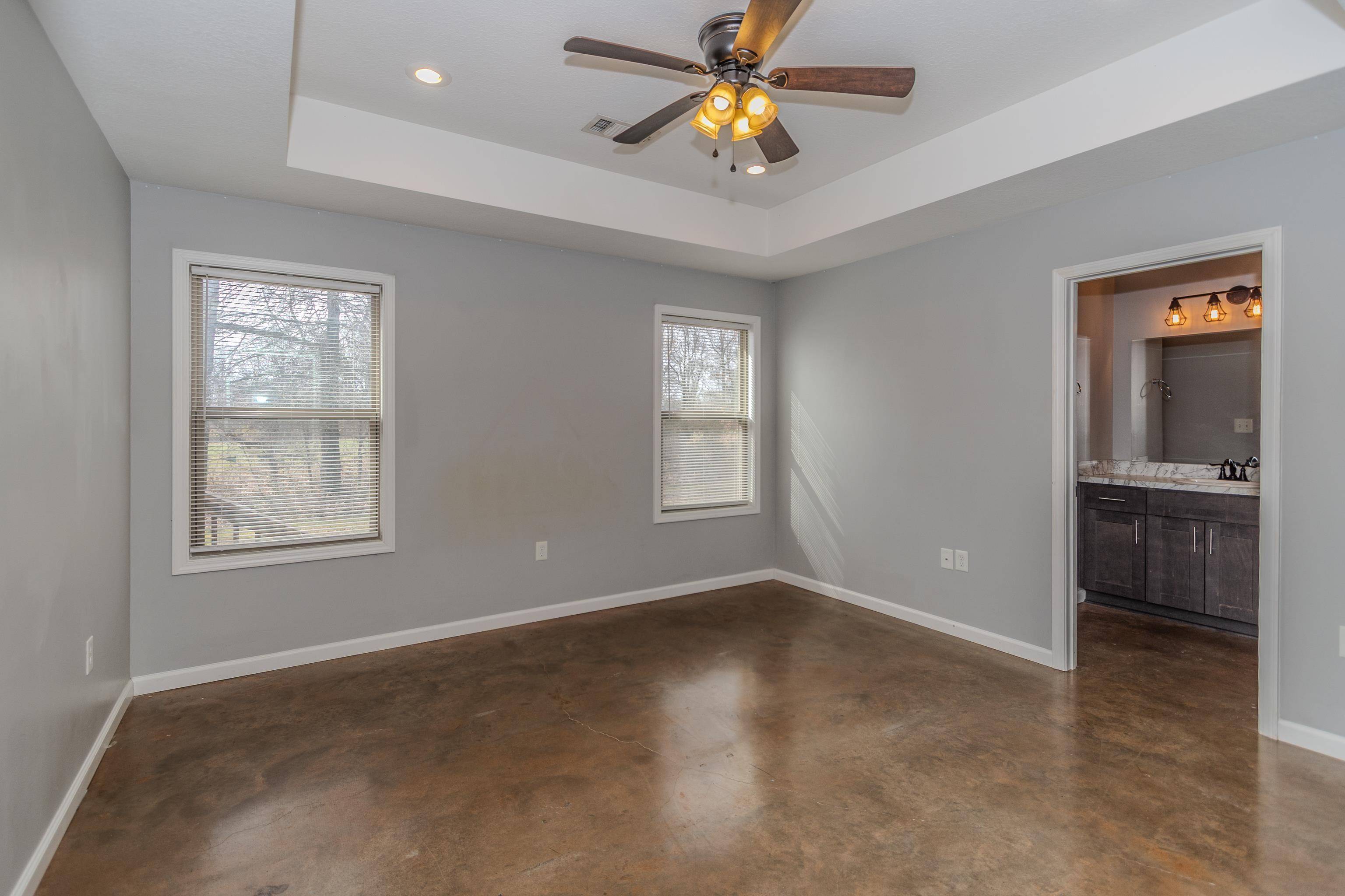 Paragould, AR 72450,1108 AVA Lane