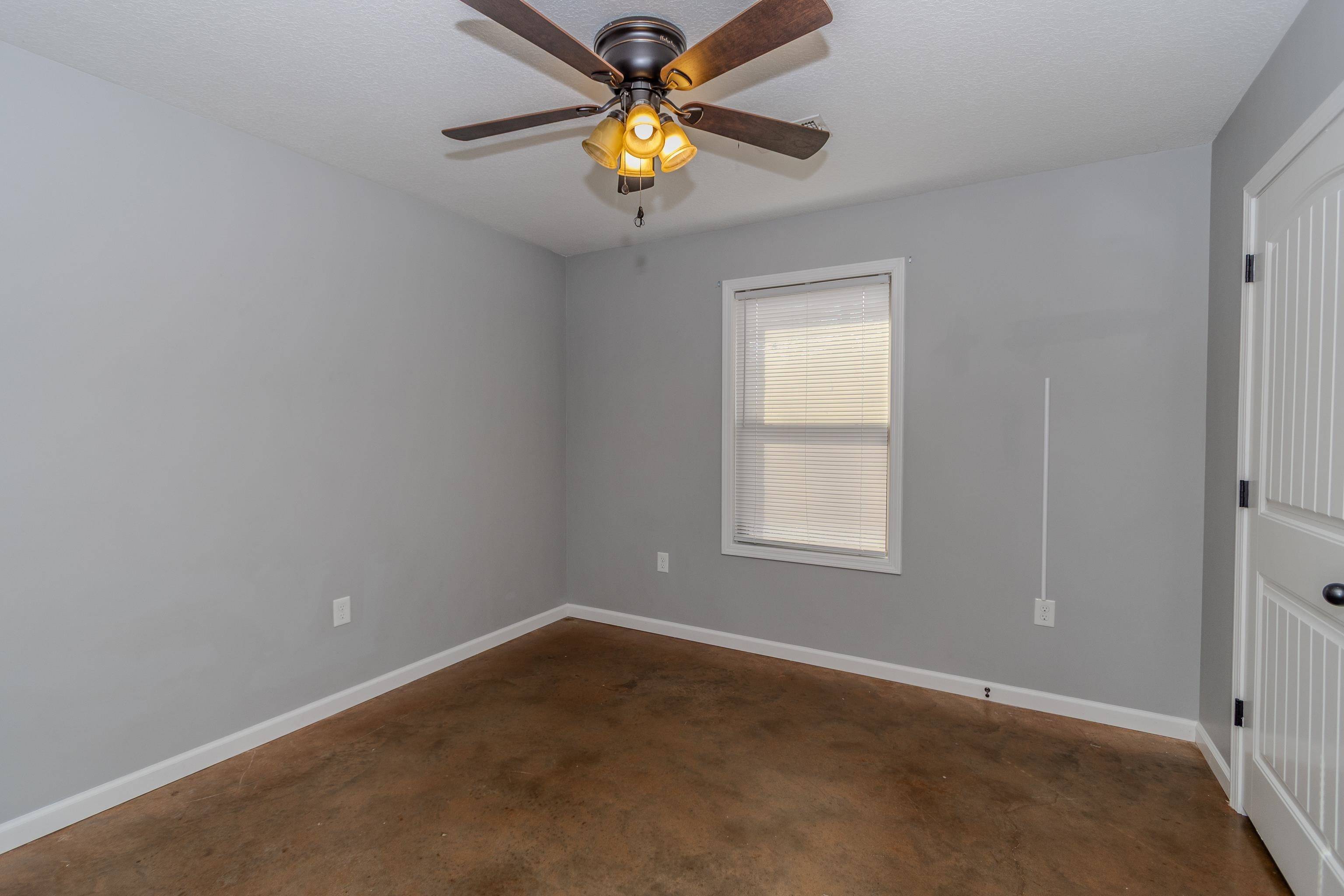 Paragould, AR 72450,1108 AVA Lane