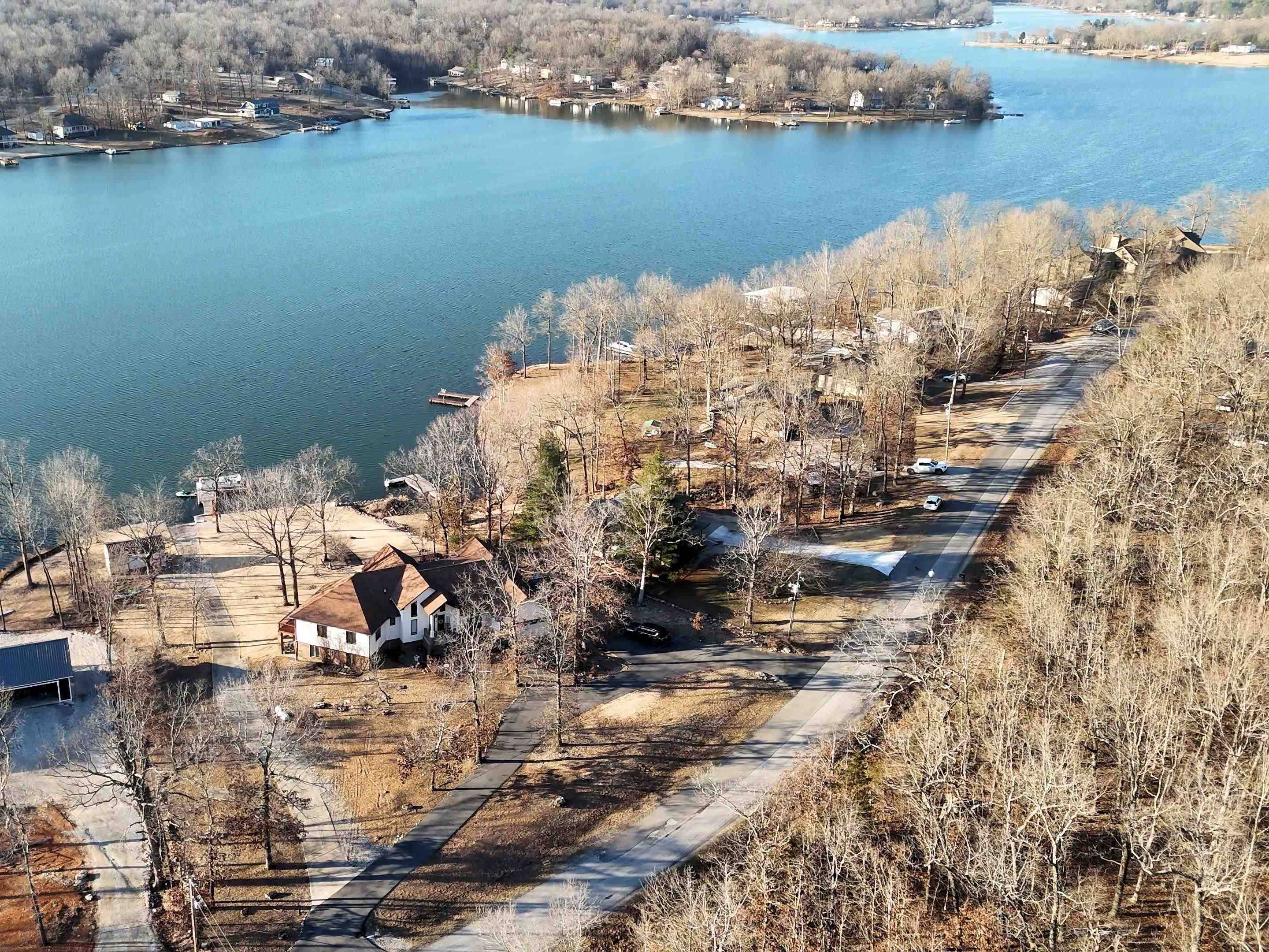 Horseshoe Bend, AR 72512,606 South Shore Drive