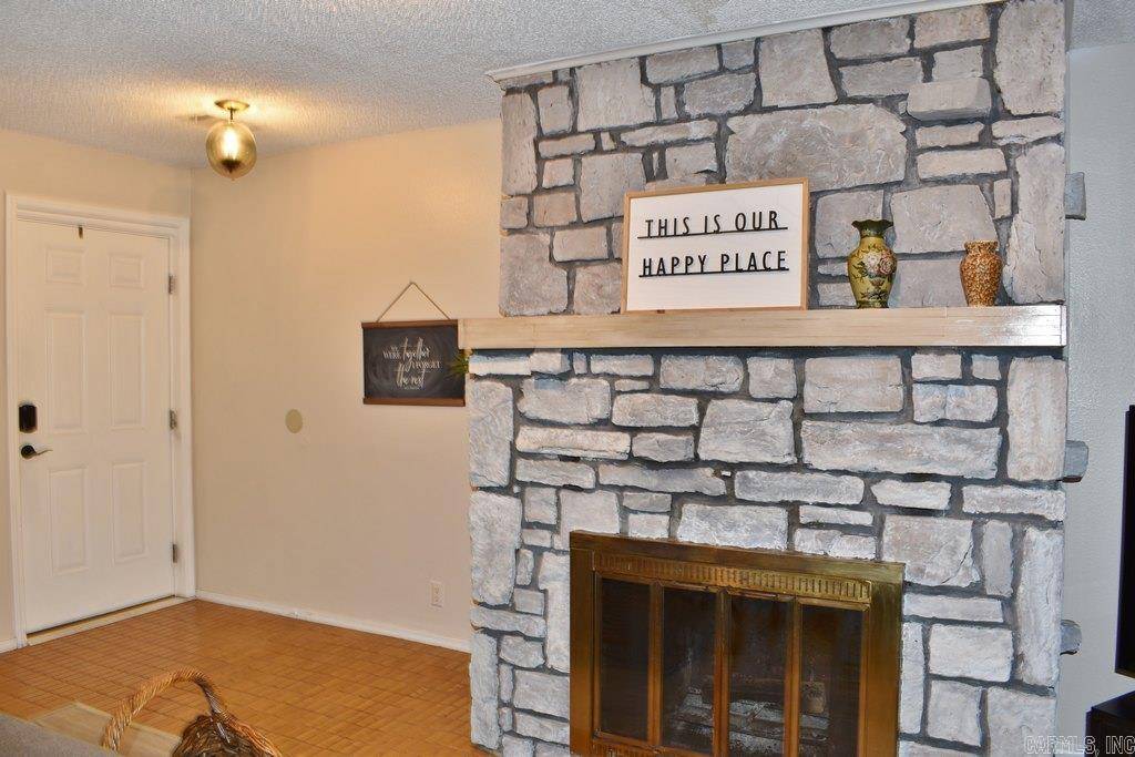 Hot Springs Village, AR 71909-0000,22 Reddina Lane