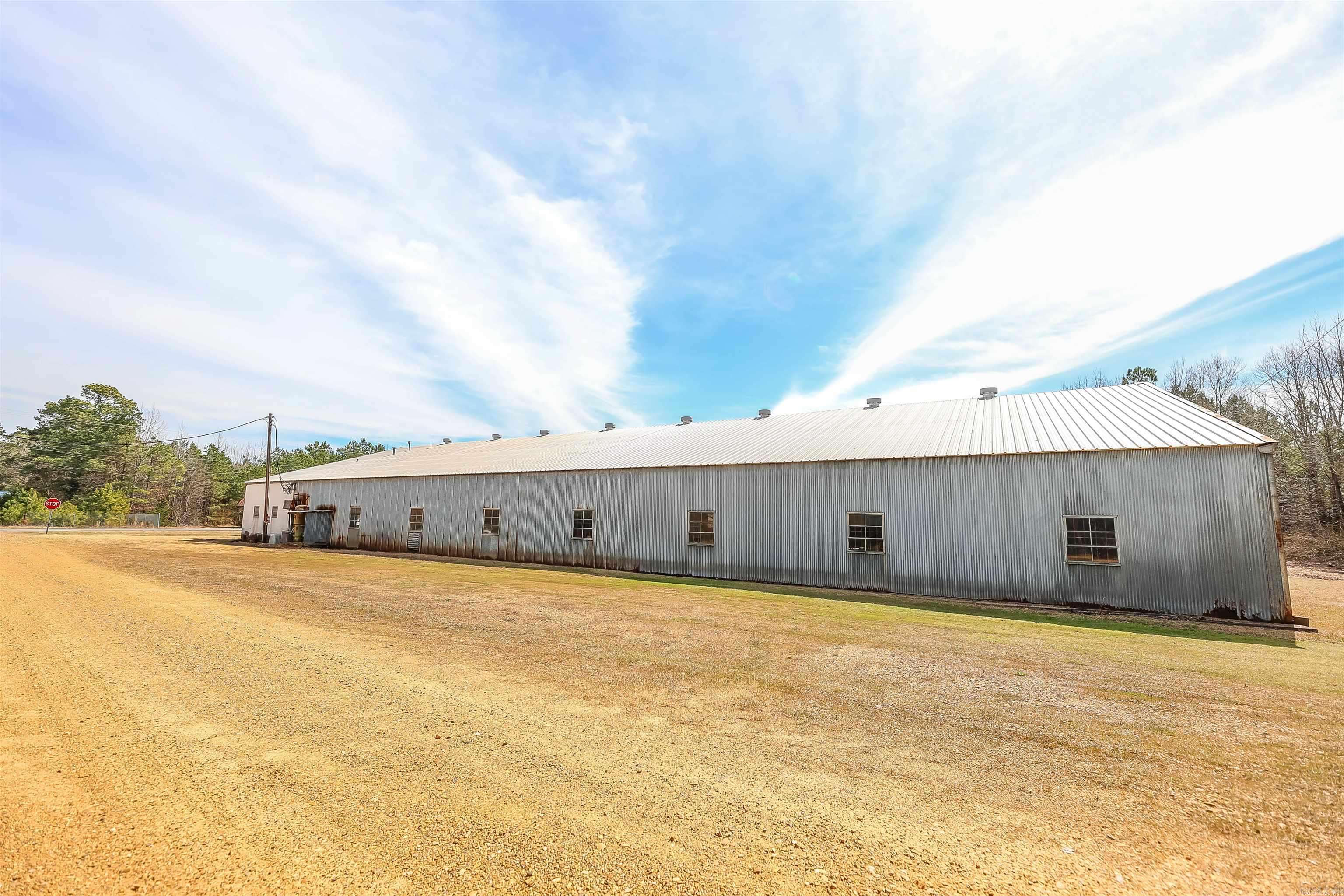 Camden, AR 71701,3748 Highway 376 S.