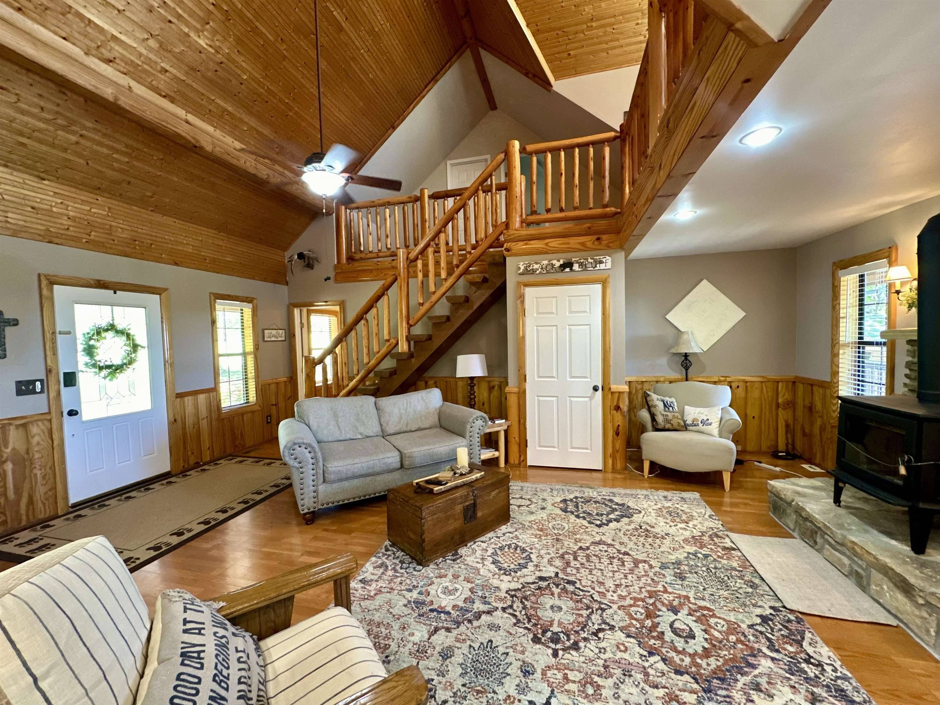 Mountain View, AR 72560,370 Black Bear Bluff