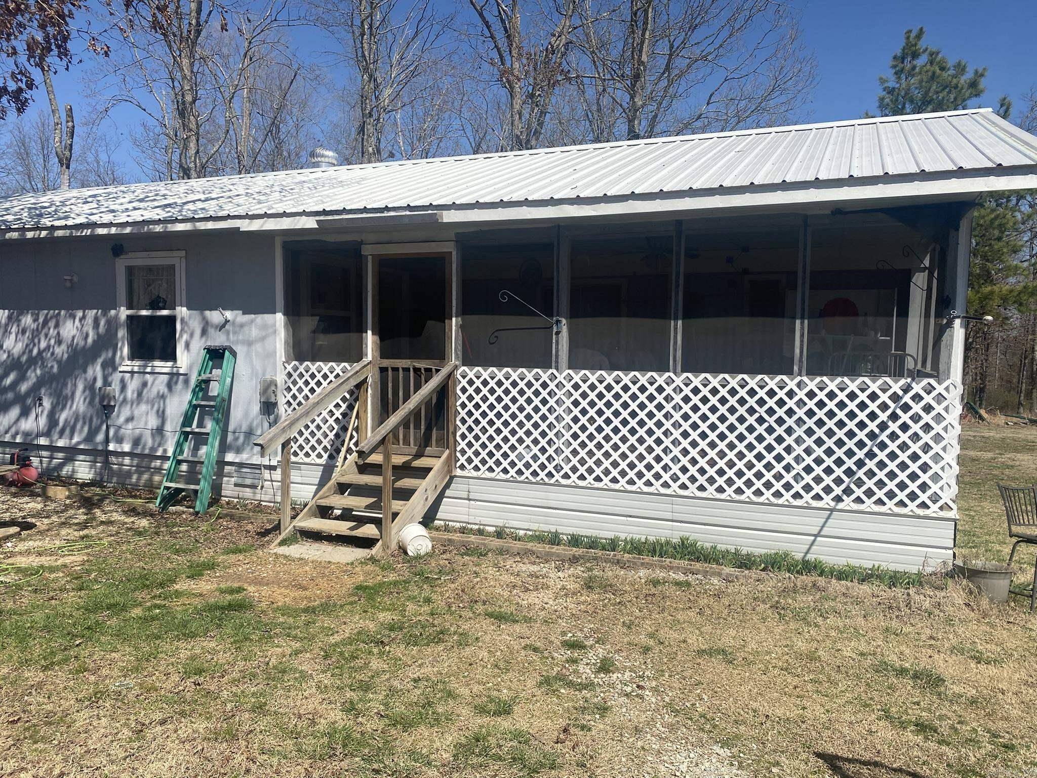 Mountain View, AR 72560,660 Prince Loop