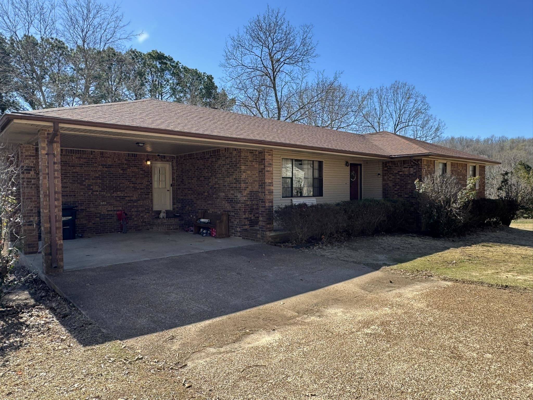 Mount Pleasant, AR 72561,149 West Road