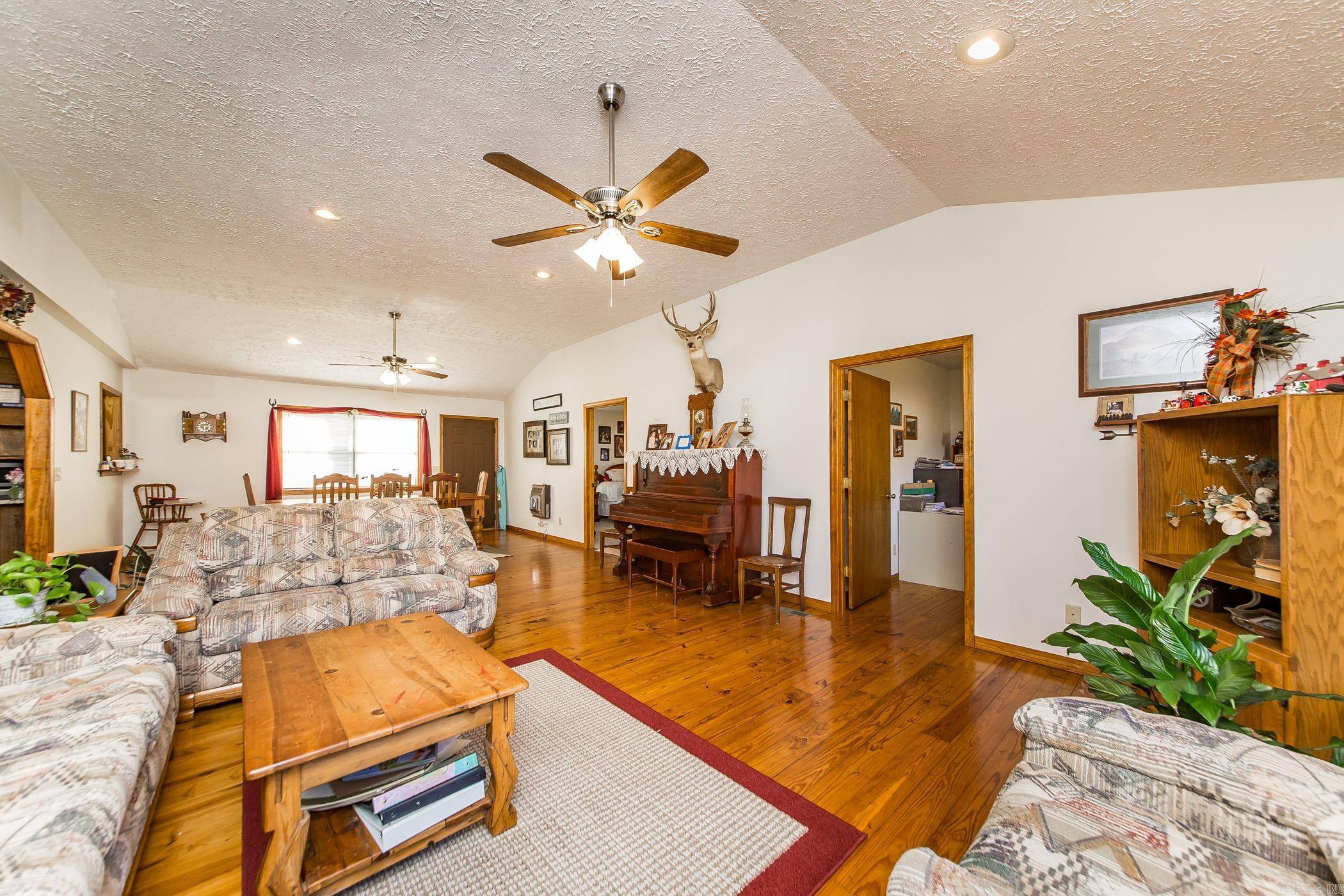 Clinton, AR 72031,820 Highway 95 E