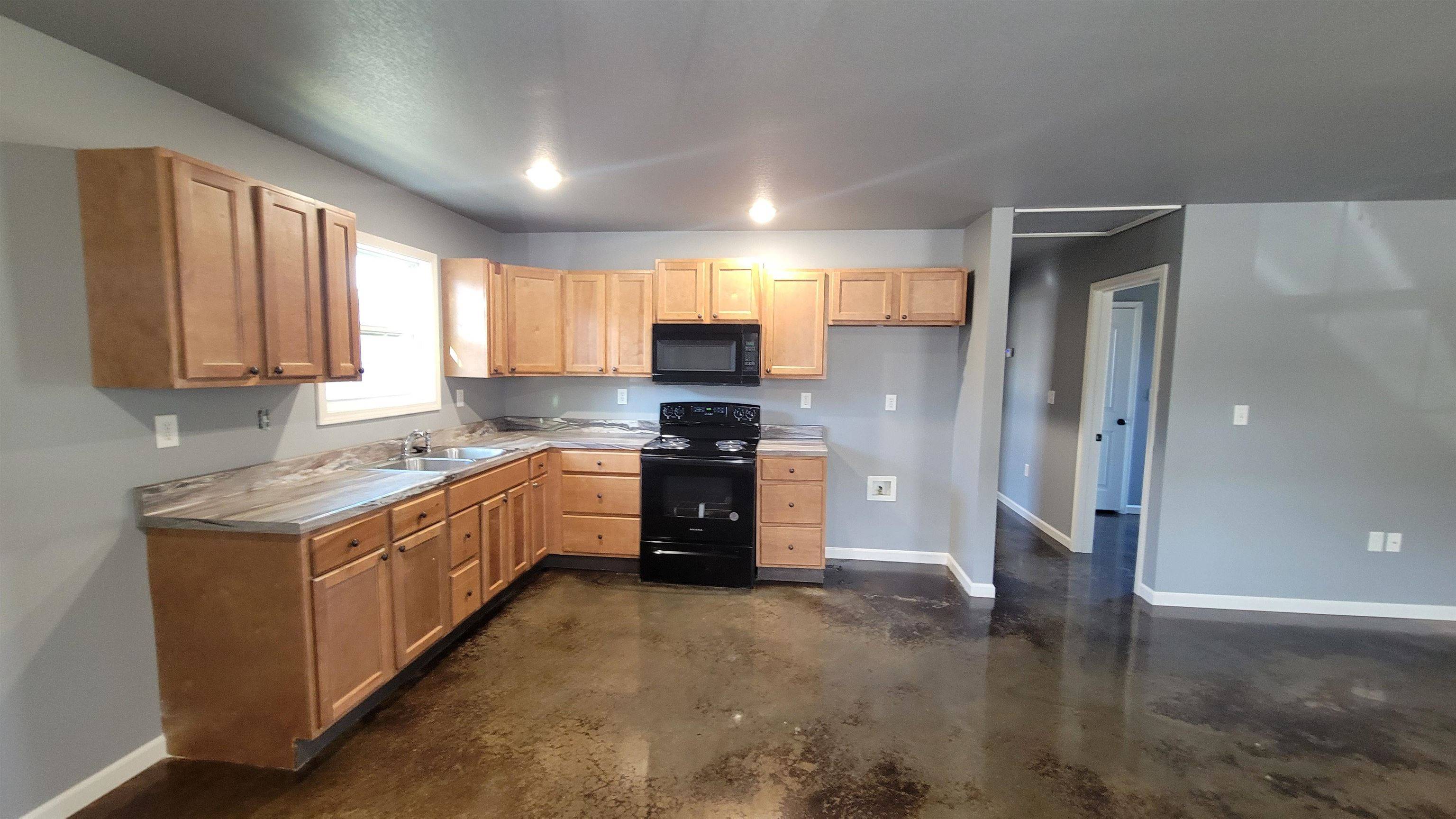 Trumann, AR 72472,605 Paschal