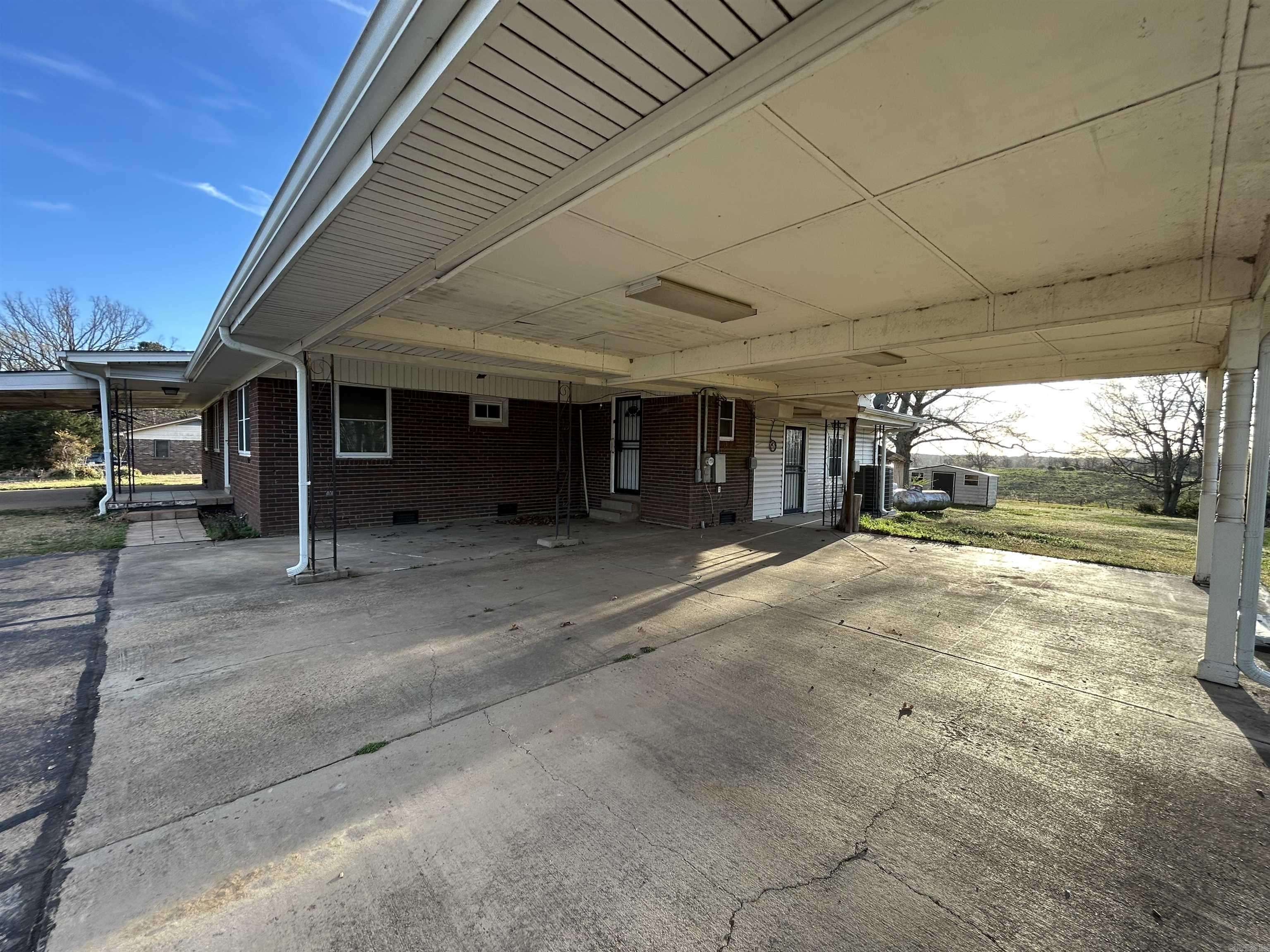 Wynne, AR 72396,217 County Road 381