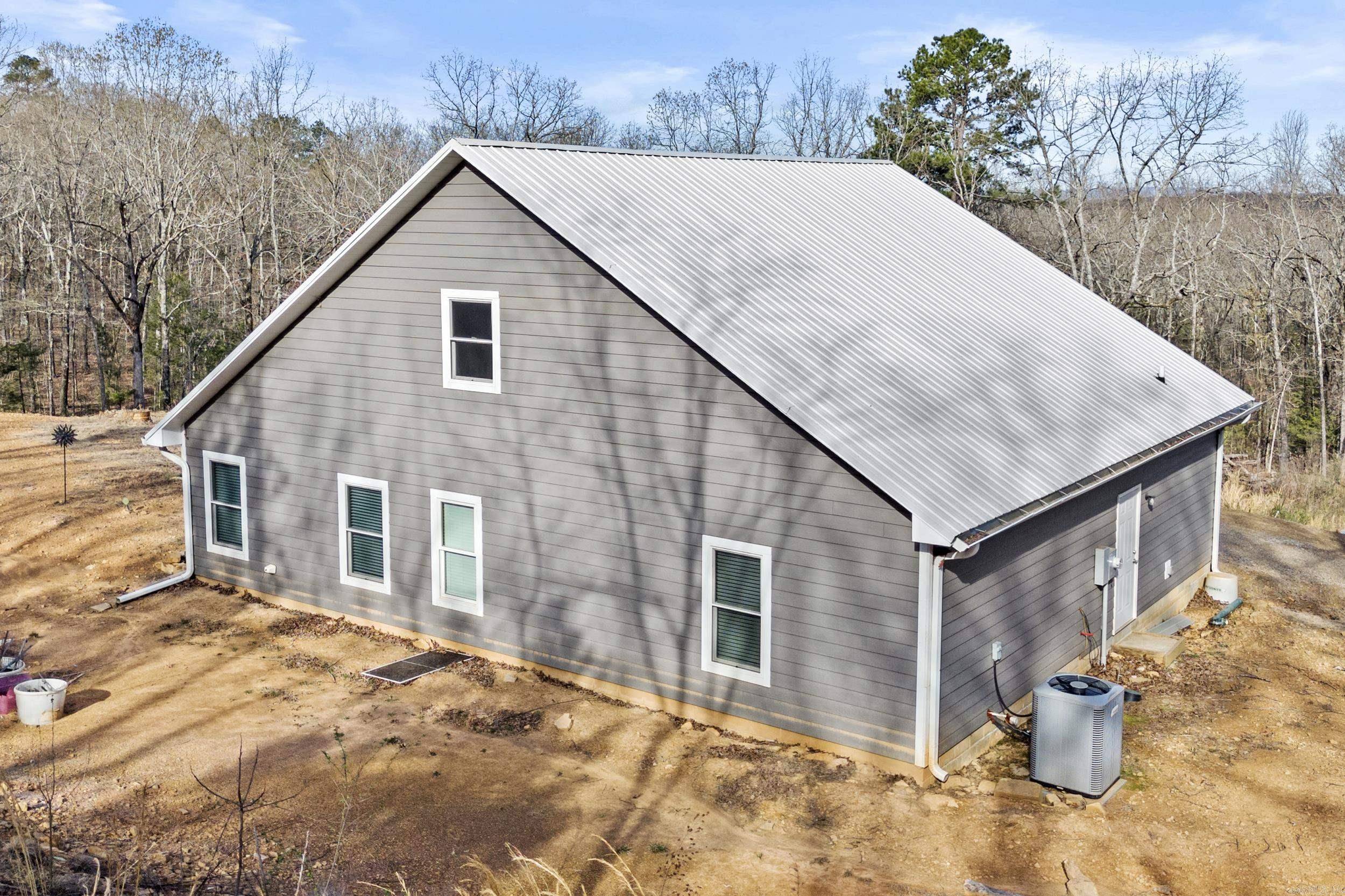 Morrilton, AR 72110,21 Spires Road