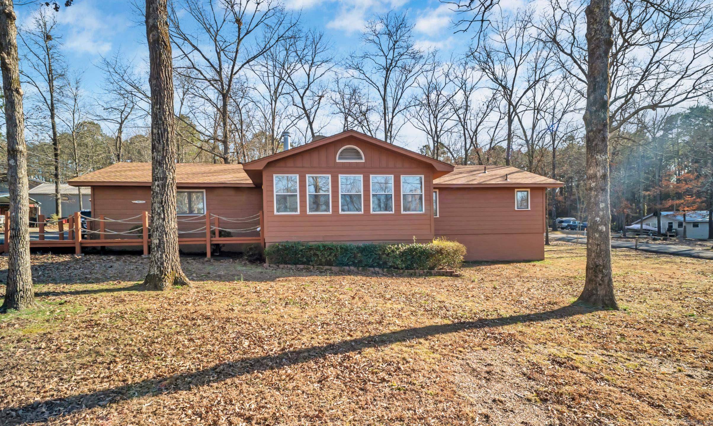 Greers Ferry, AR 72067,120 Lisa Blvd