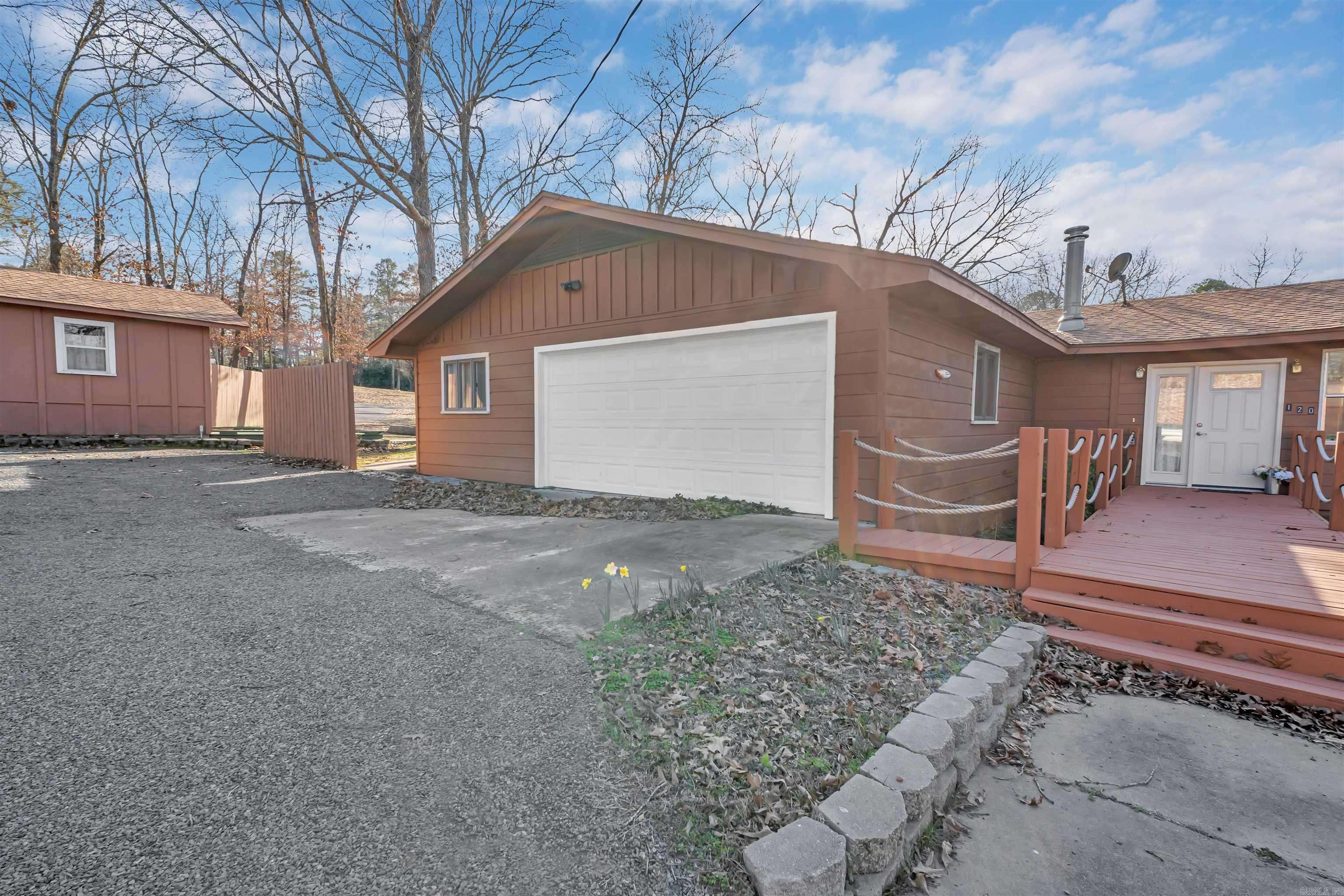 Greers Ferry, AR 72067,120 Lisa Blvd