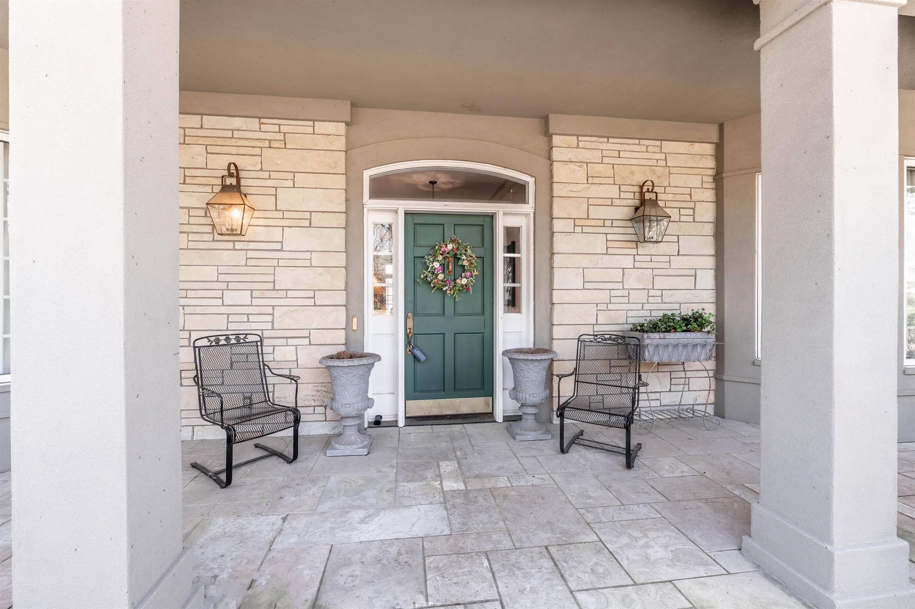 Maumelle, AR 72113,32 Riverwood Cove