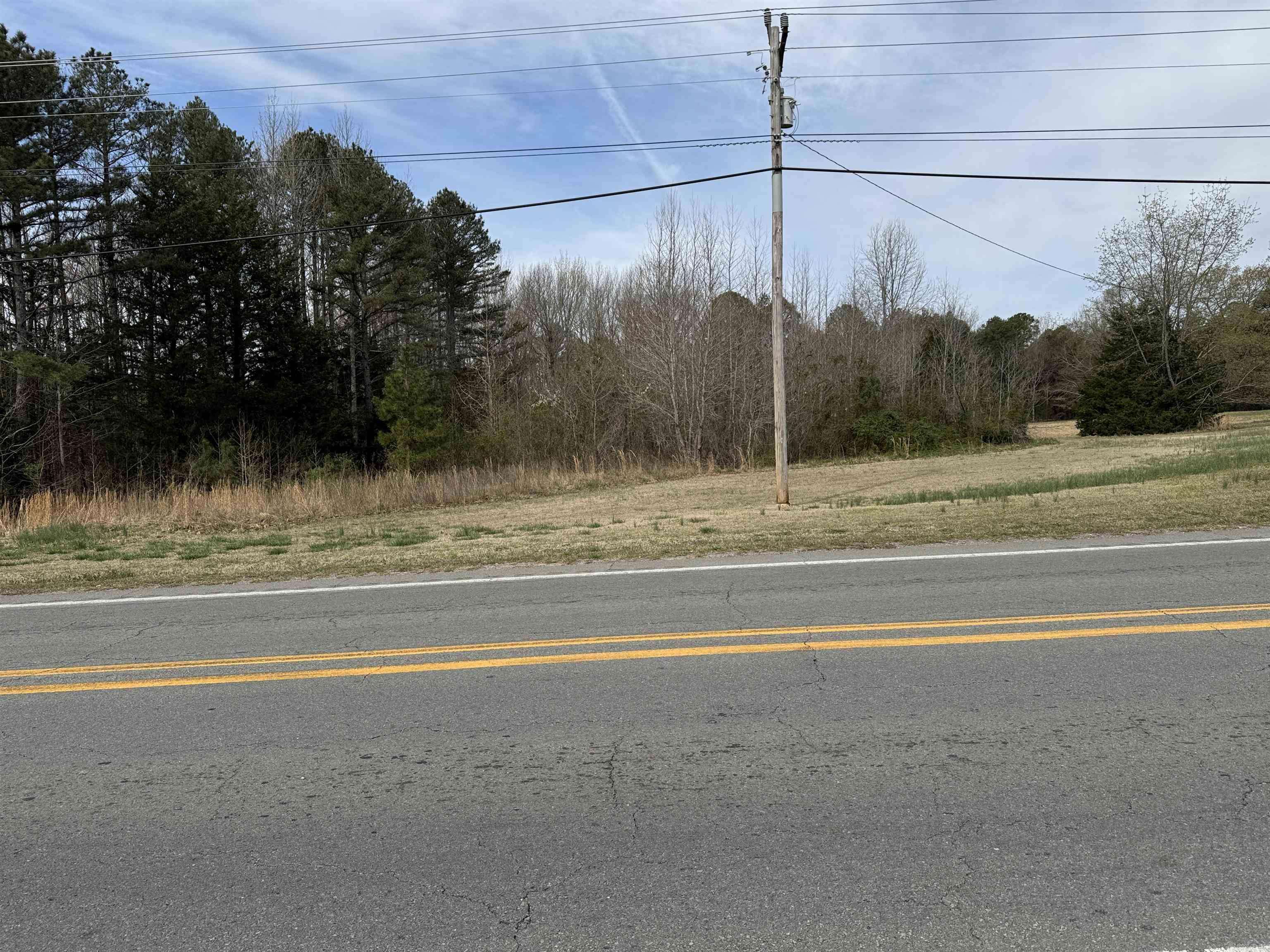 Greers Ferry, AR 72067,00 Hwy 16