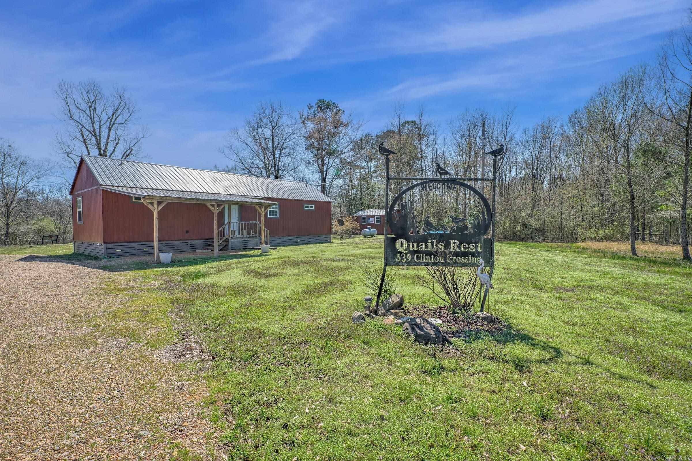 Gillham, AR 71841,539 Clinton Crossing