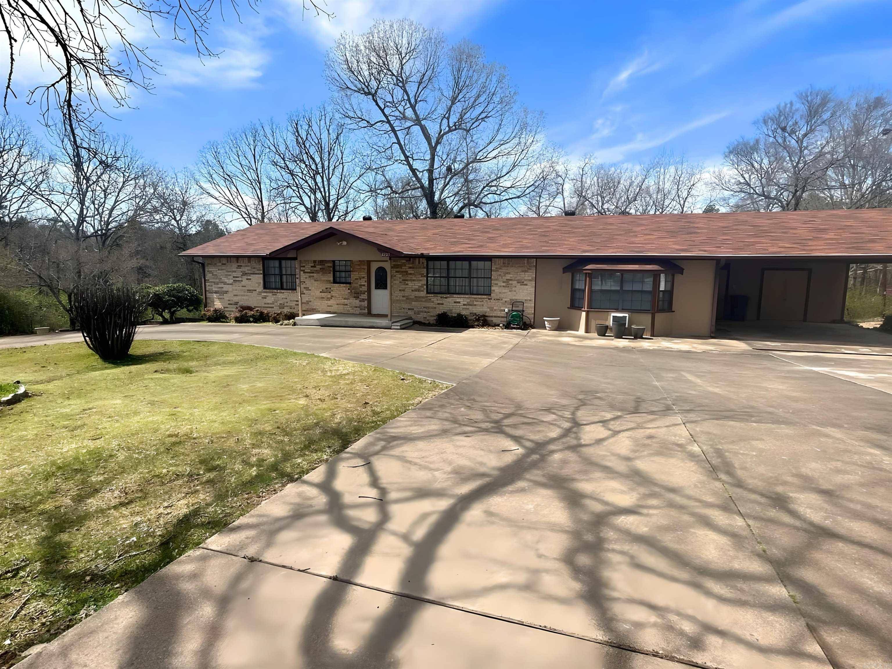 Mena, AR 71953,2203 Cordie Dr.