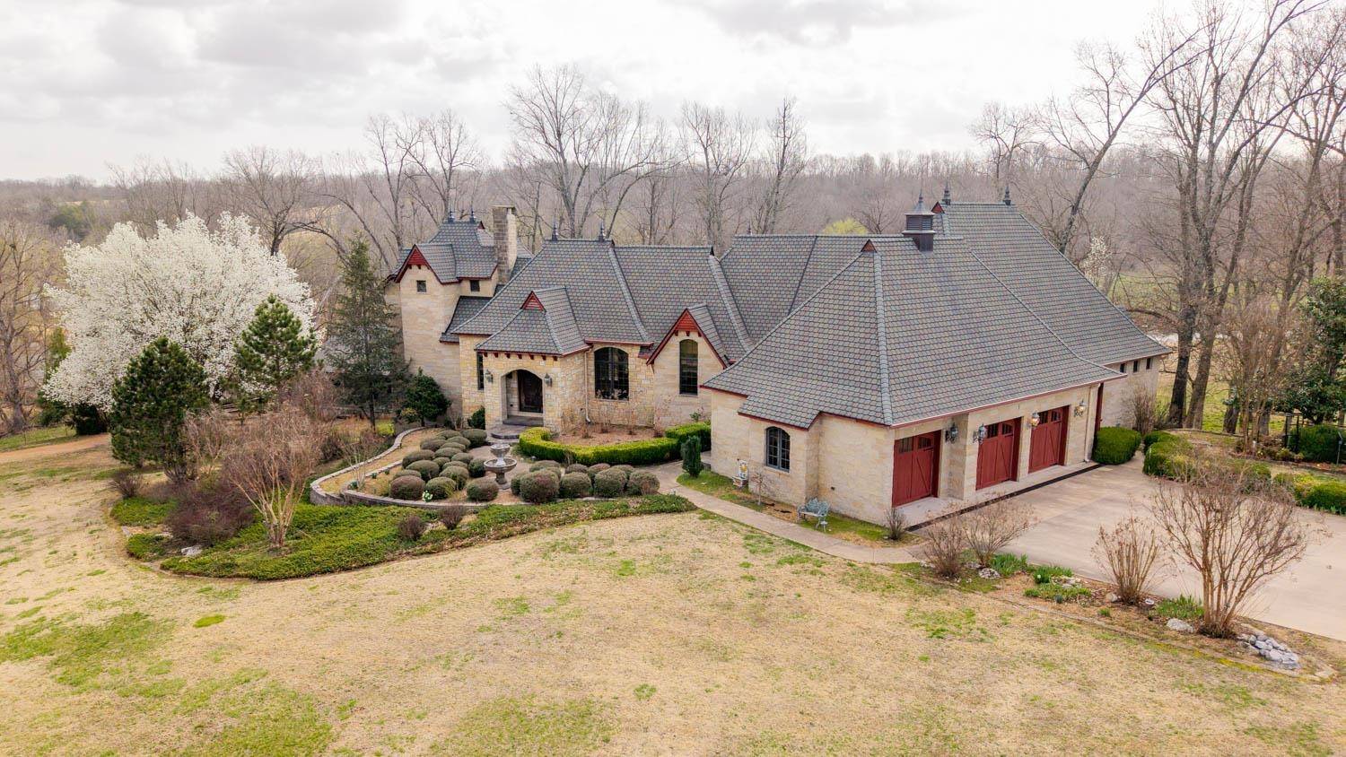 Salem, AR 72576,4551 Hwy 395 N