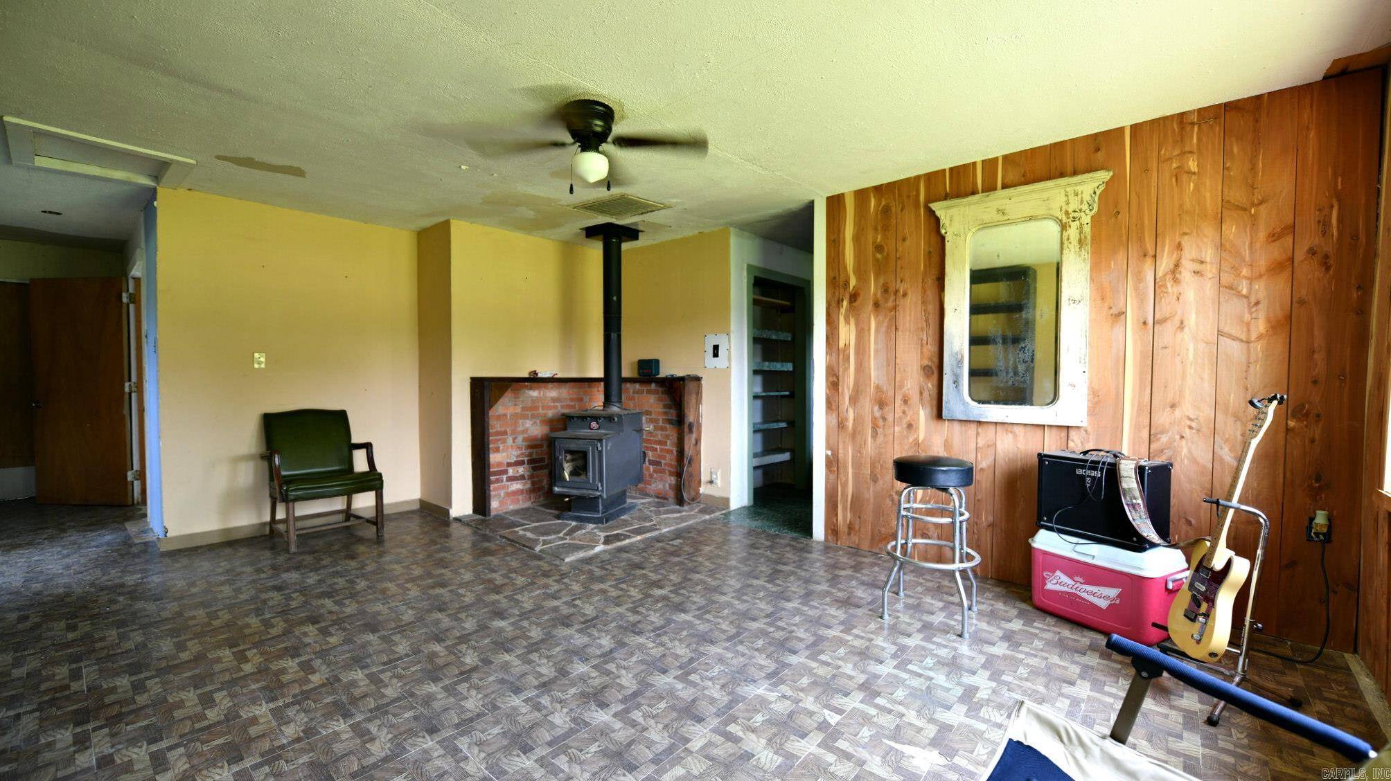 Cove, AR 71937,281 Polk Road 24