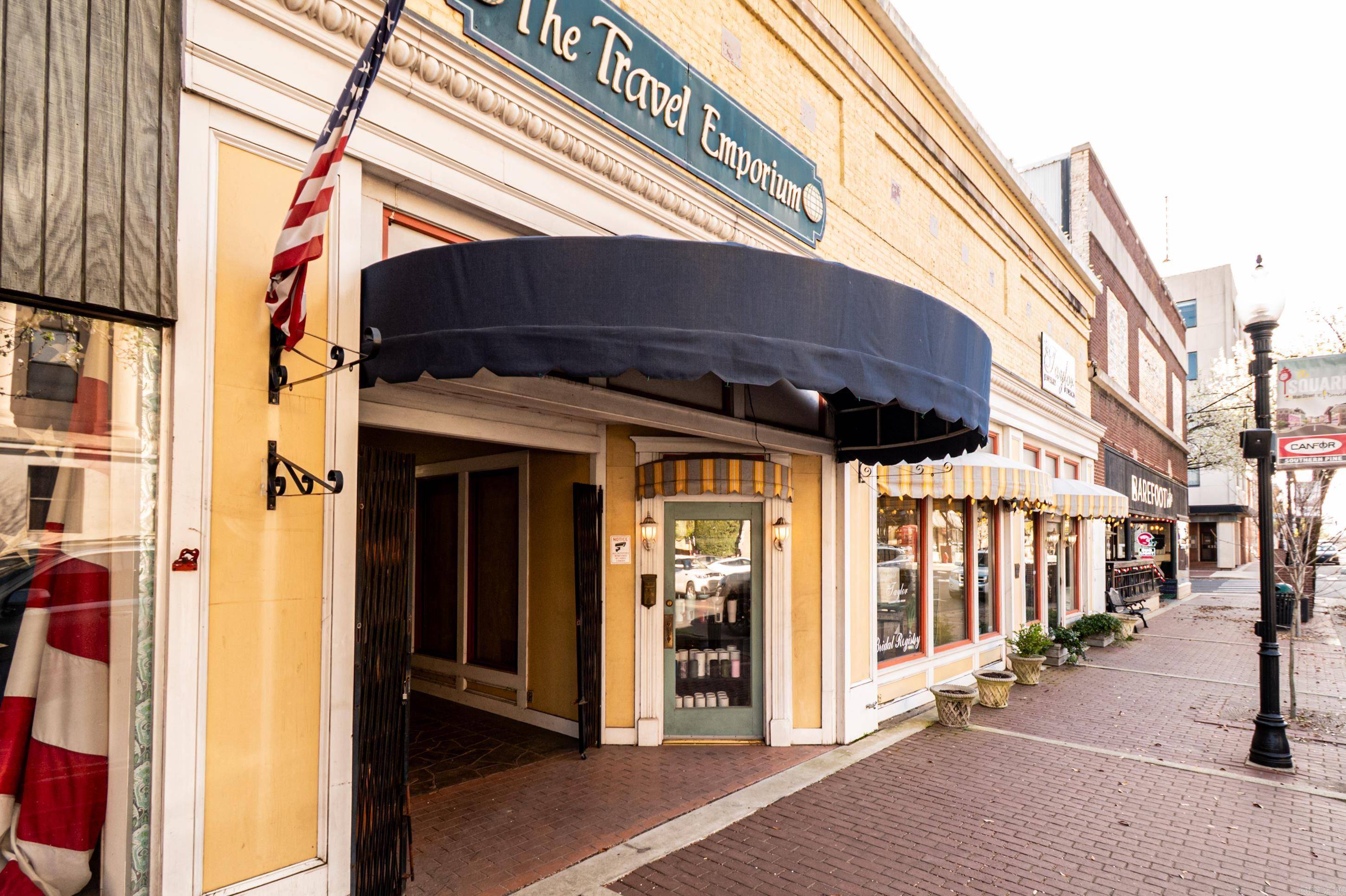 El Dorado, AR 71730,103 E Main St