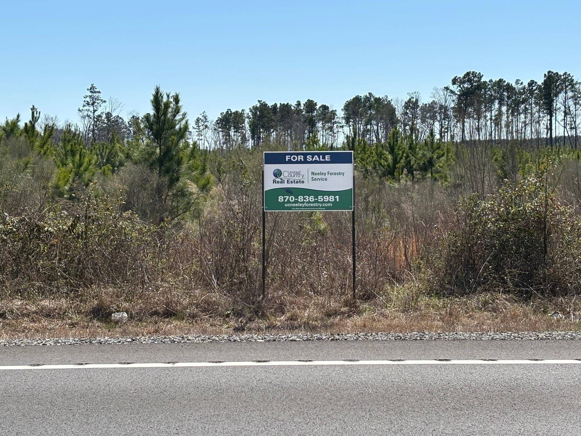 Dalark, AR 71763,1 W Hwy 7