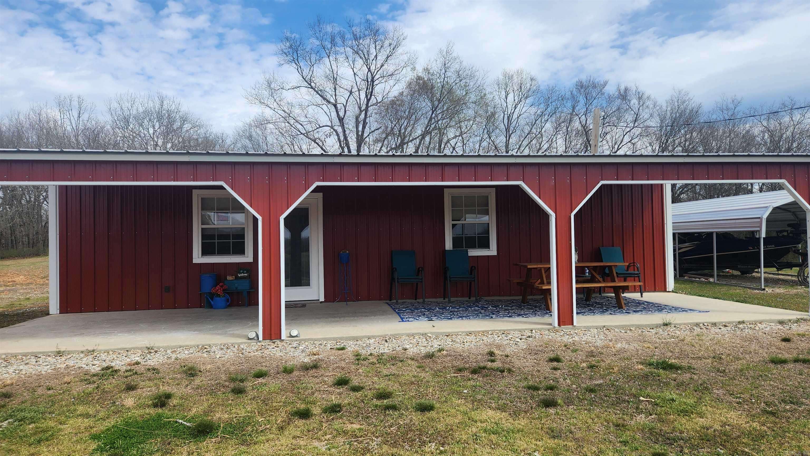 Story, AR 71970-9999,44 Duncan Lane
