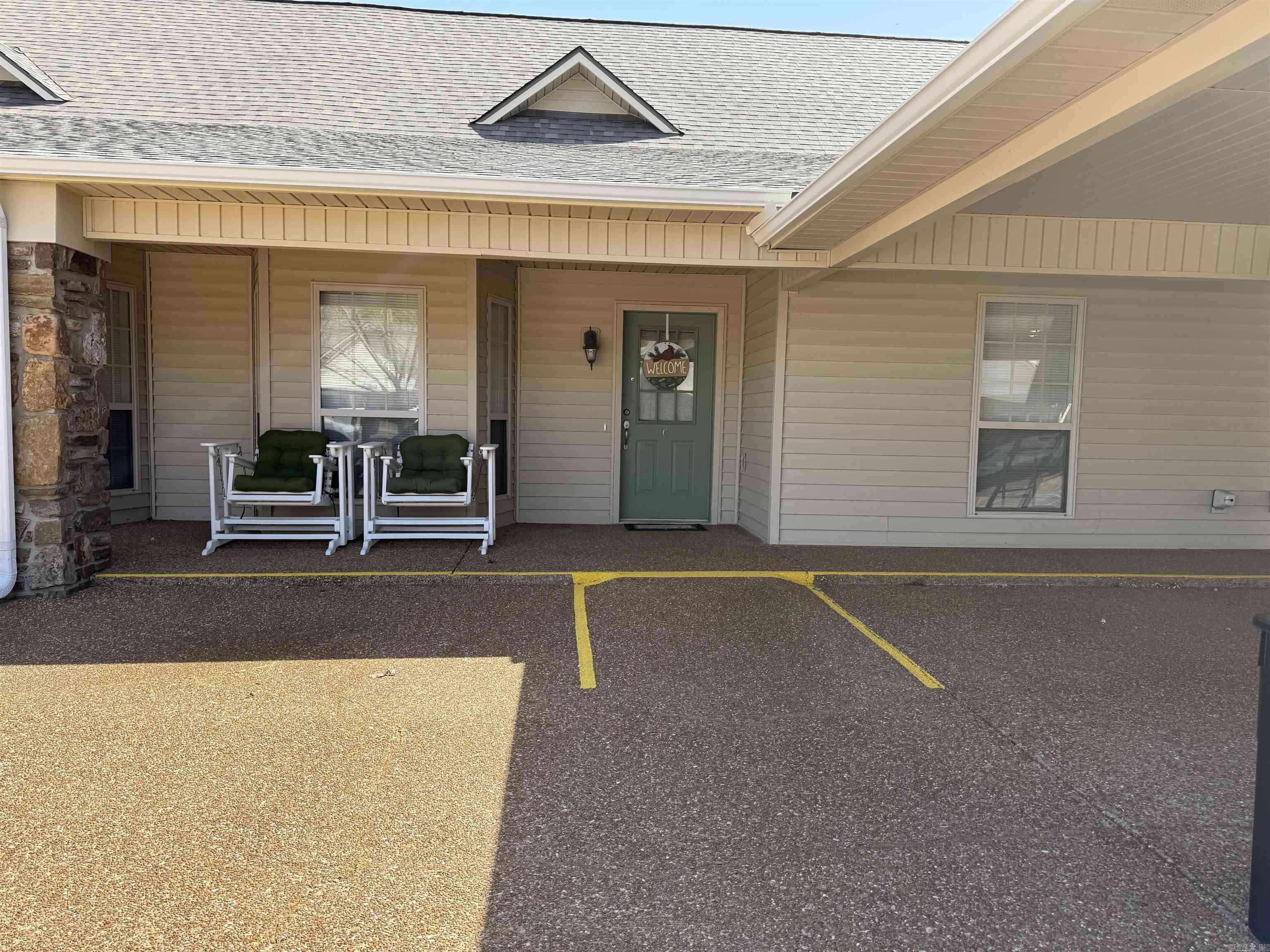 Heber Springs, AR 72543,Address not disclosed