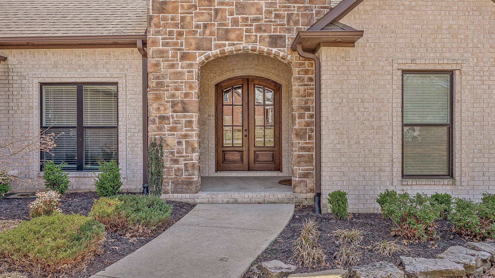 Paragould, AR 72450,2 Candlewood Cove